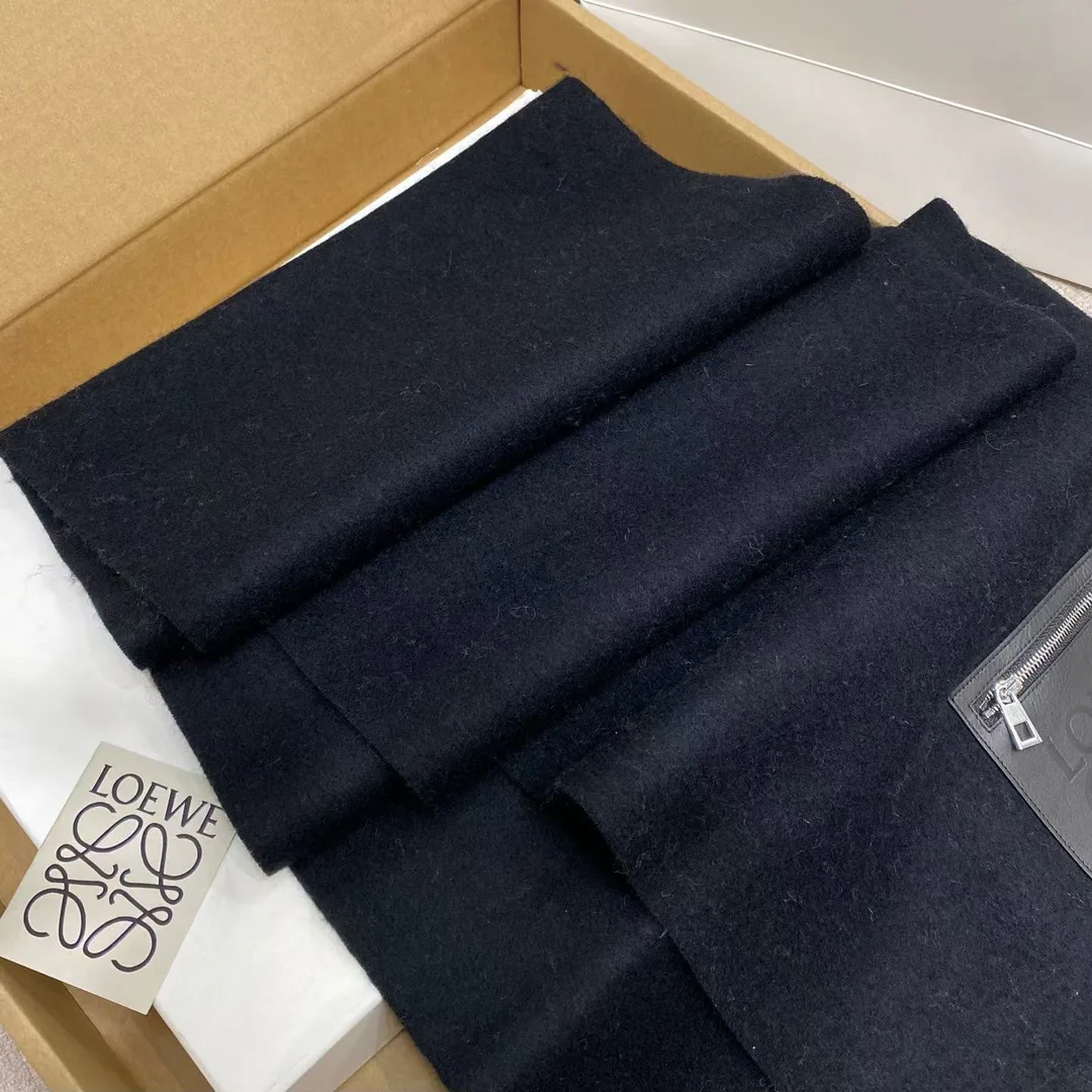 Шарфы Loewe 1248216