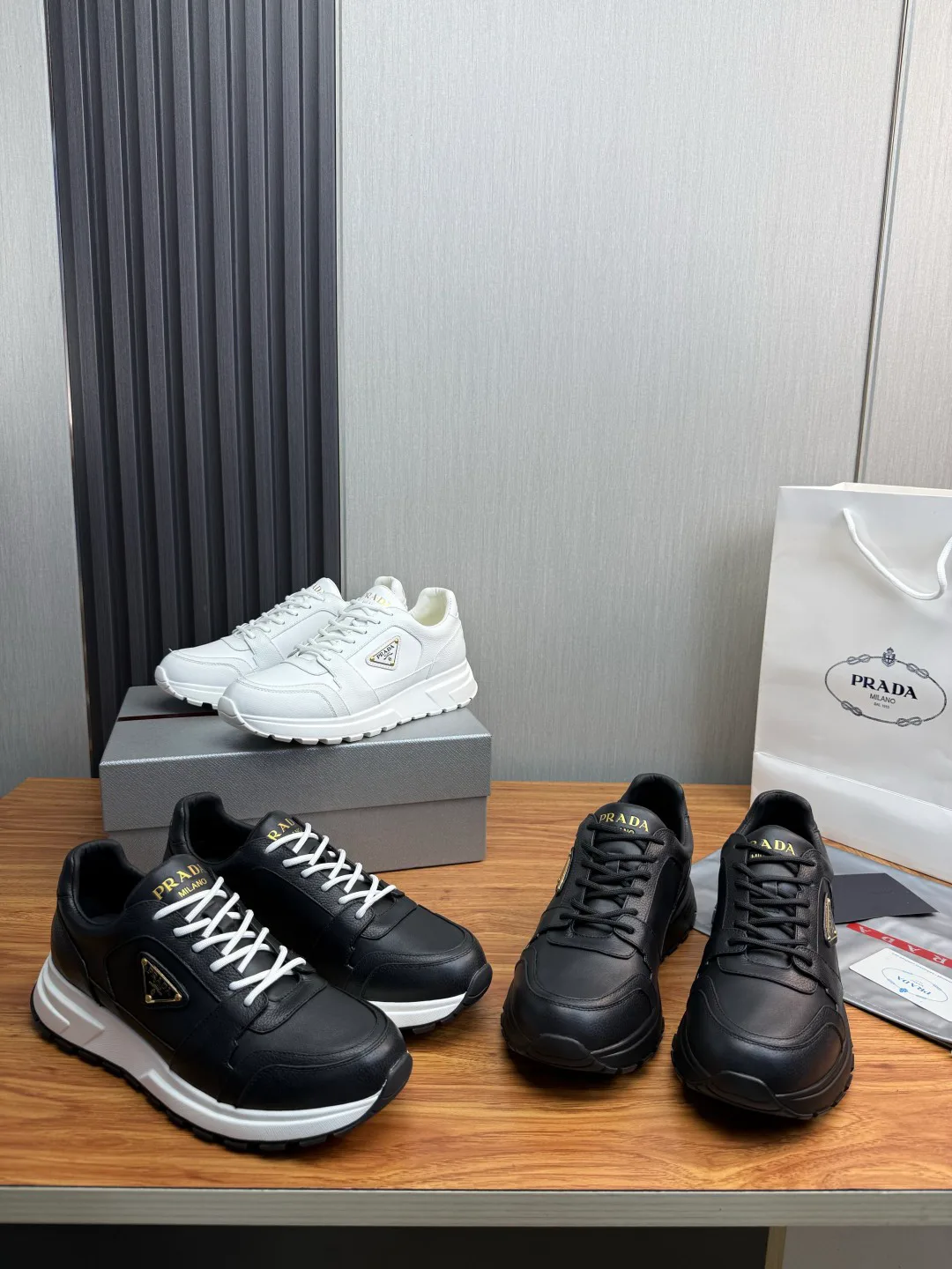 Кроссовки Мужские Prada 18039813
