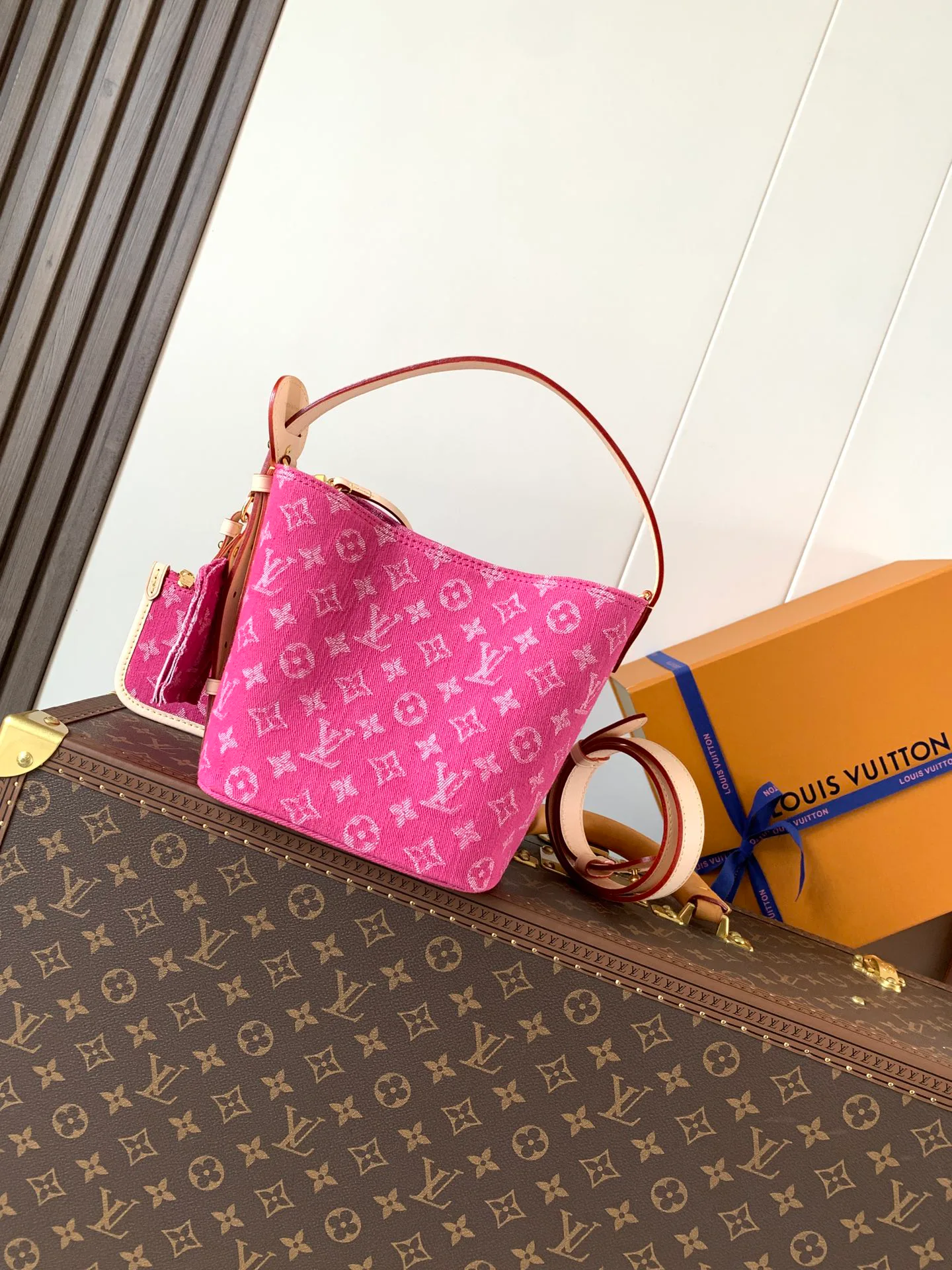 Классические Сумки Женские Louis Vuitton 13435278