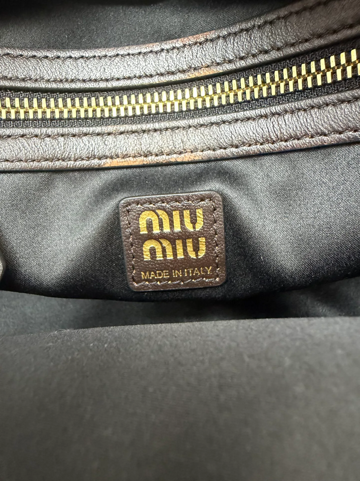 Классические Сумки Женские Miu Miu 13330345