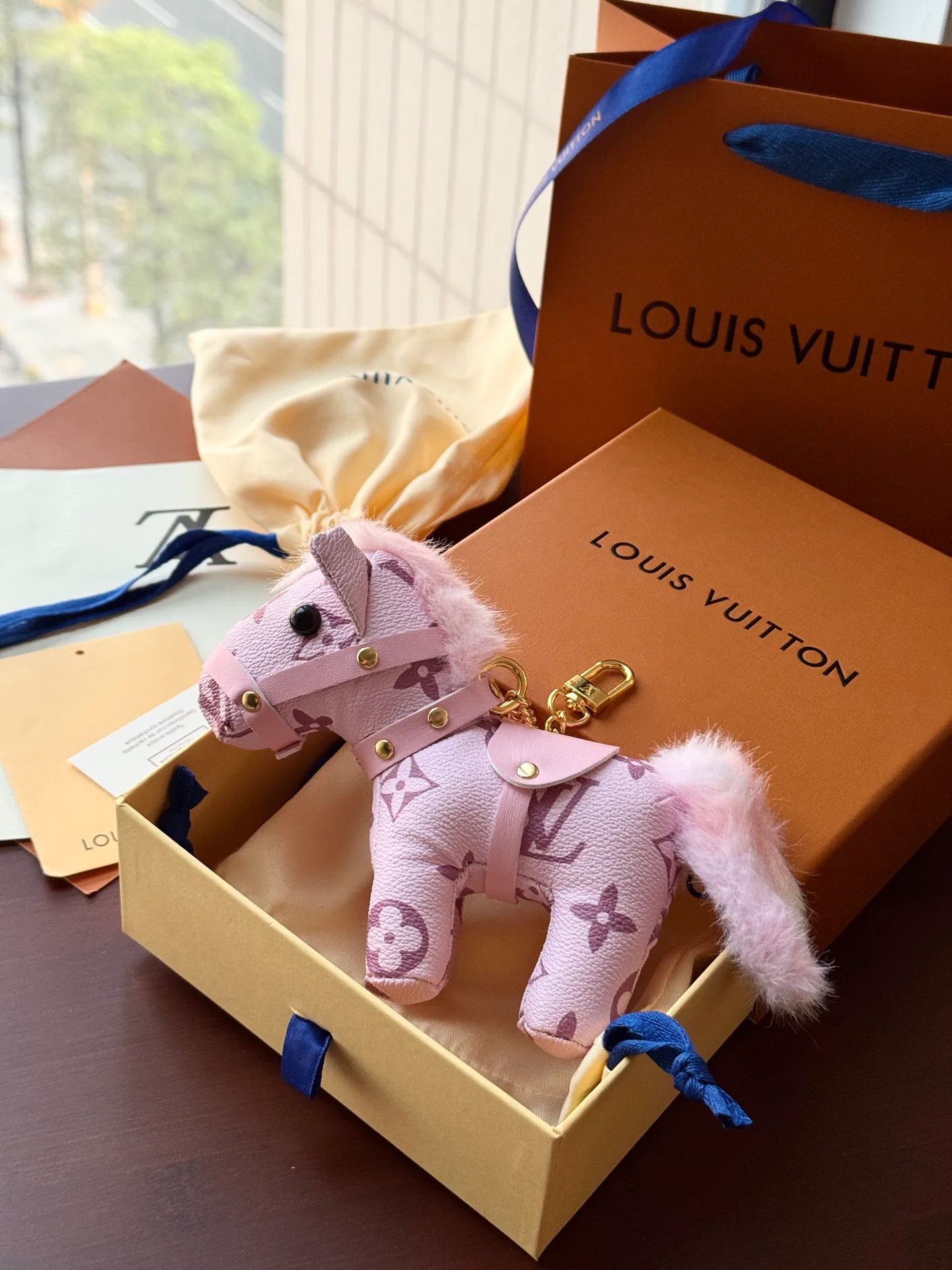 Бижутерия Louis Vuitton 13397008