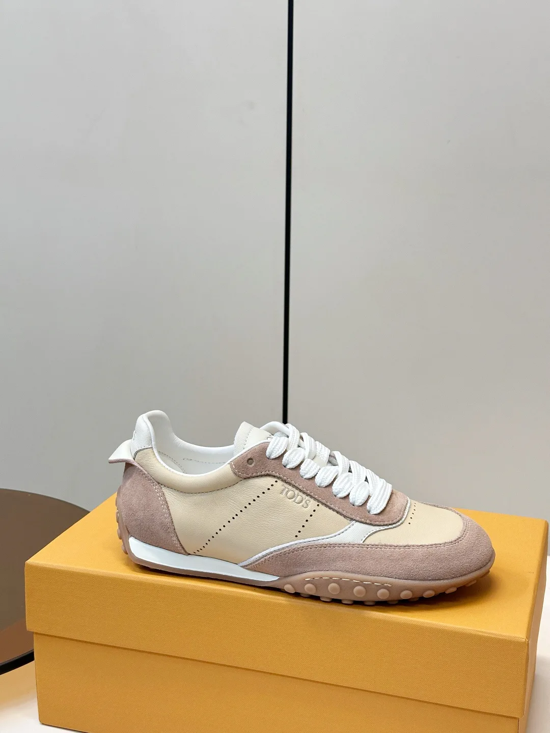 Кроссовки Женские Tod's 18397681