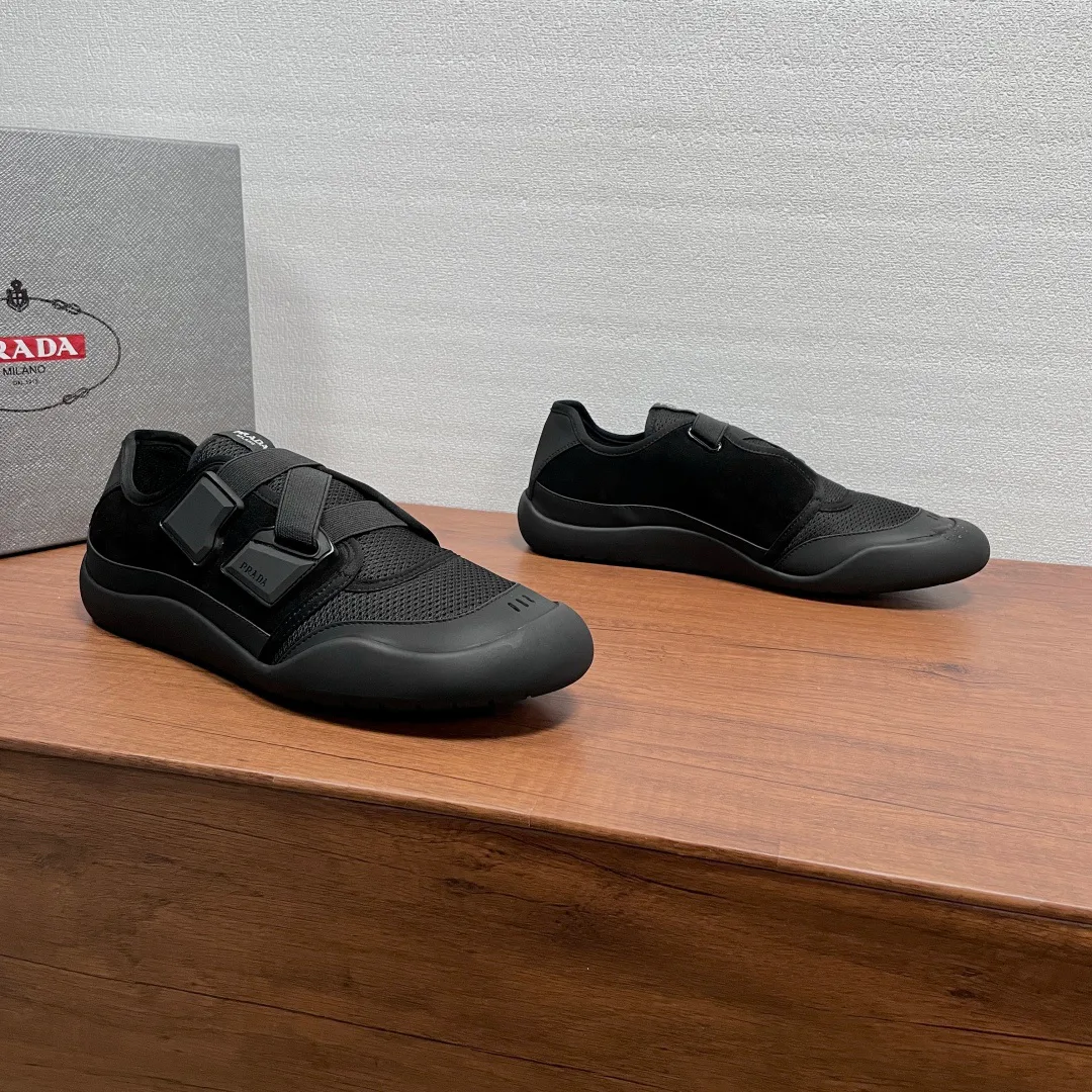 Кроссовки Мужские Prada 17298421
