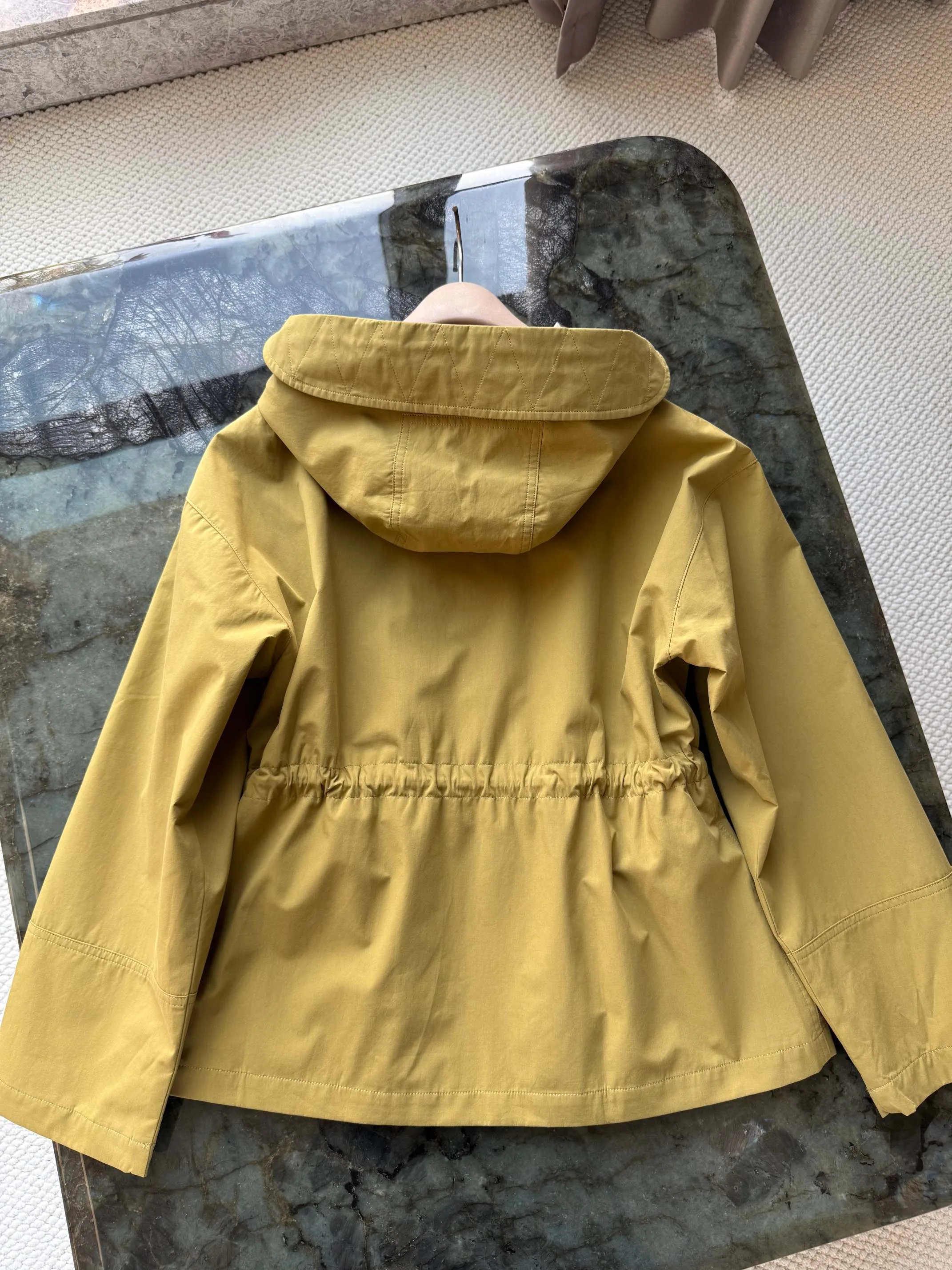 Куртки И Пуховики Женские Burberry 11251410