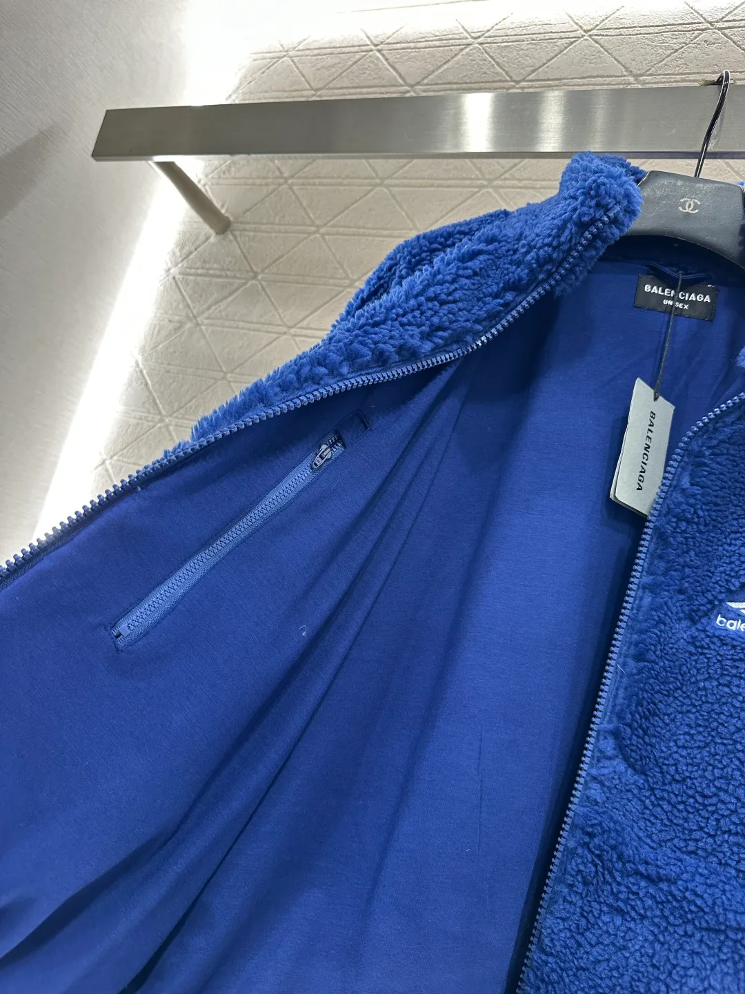 Куртки И Пуховики Женские Balenciaga 603057