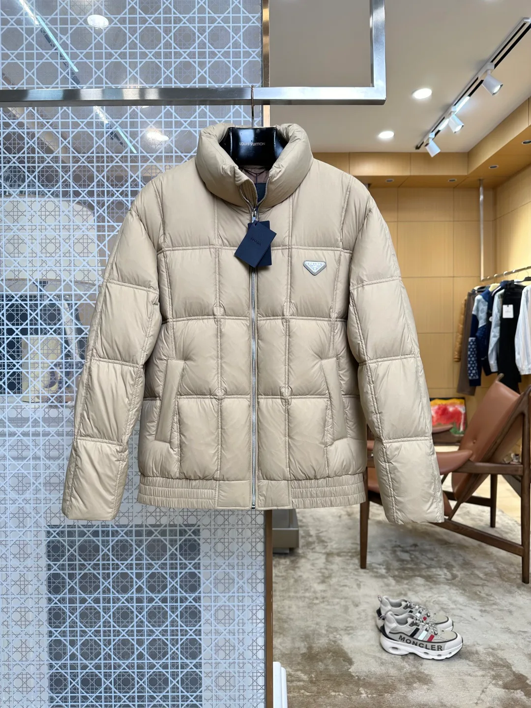 Куртки И Пуховики Мужские Prada 18209787