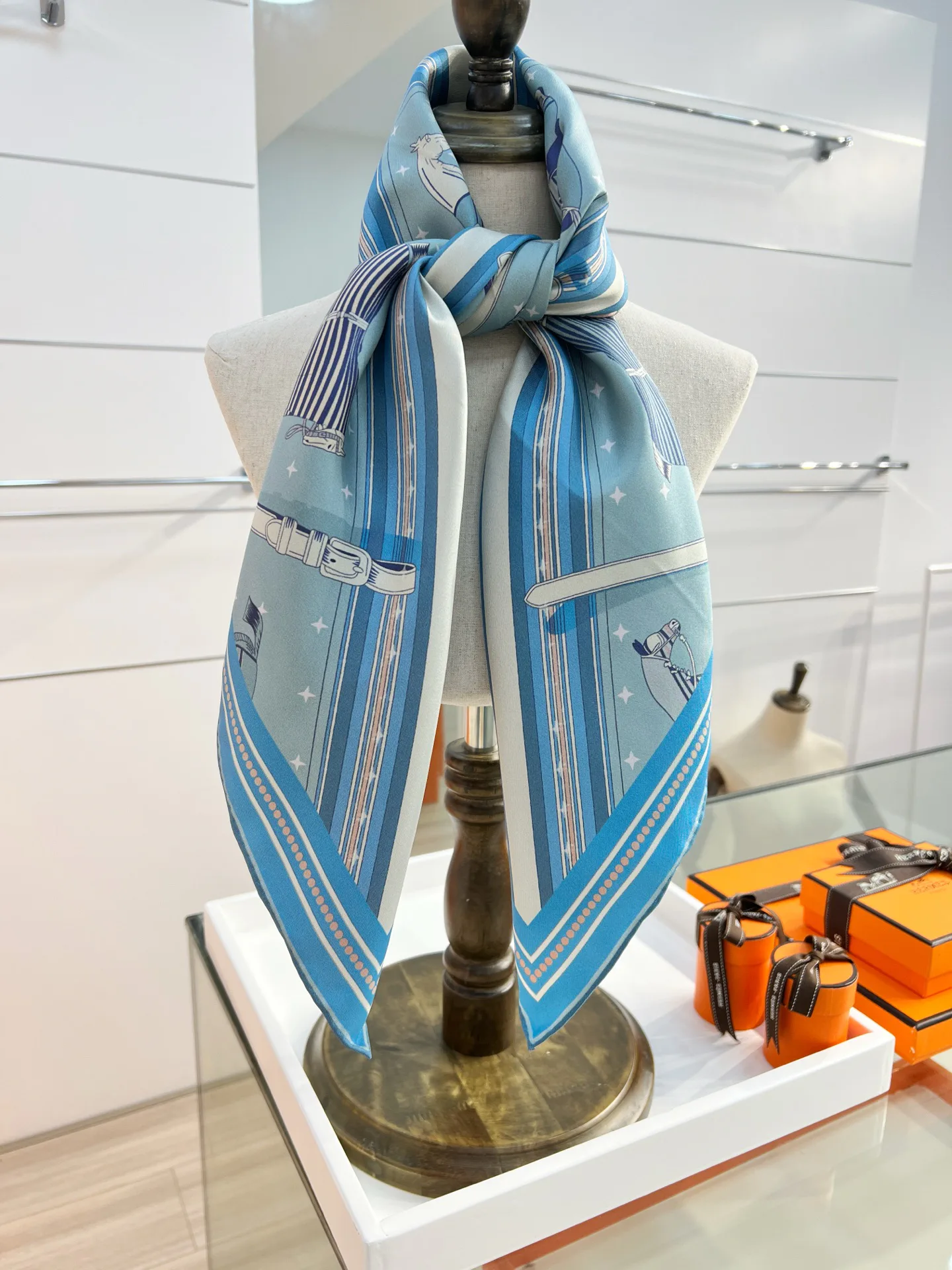 Платки Hermes 11613650