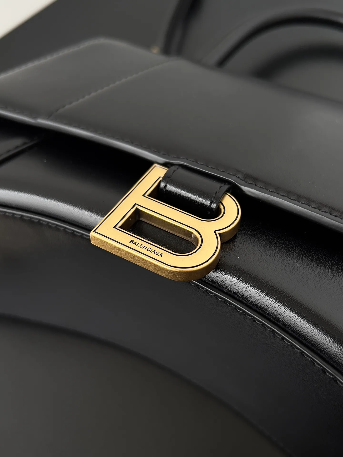 Сумки На Ремне Женские Balenciaga 217809