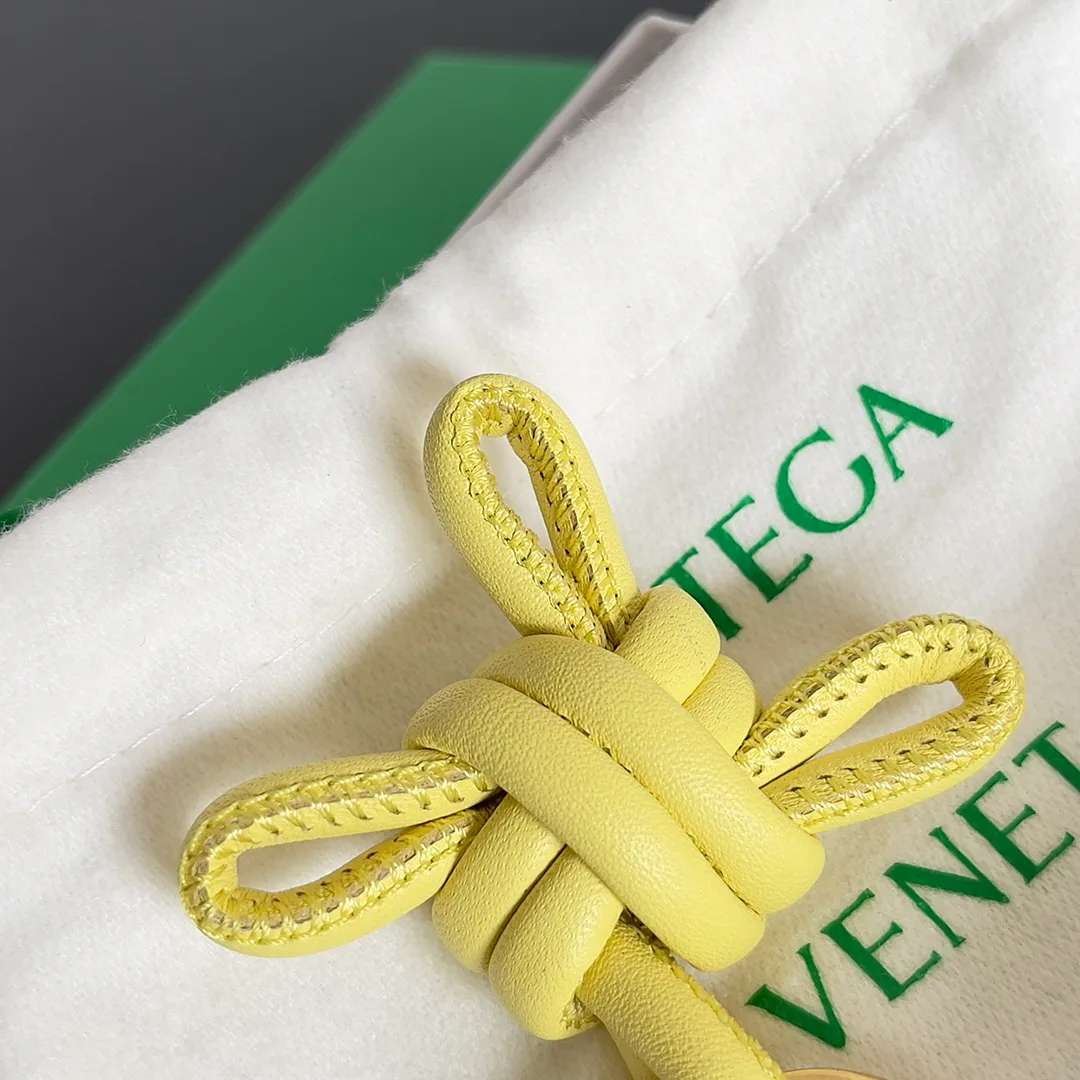 Ключницы Bottega Veneta 595659