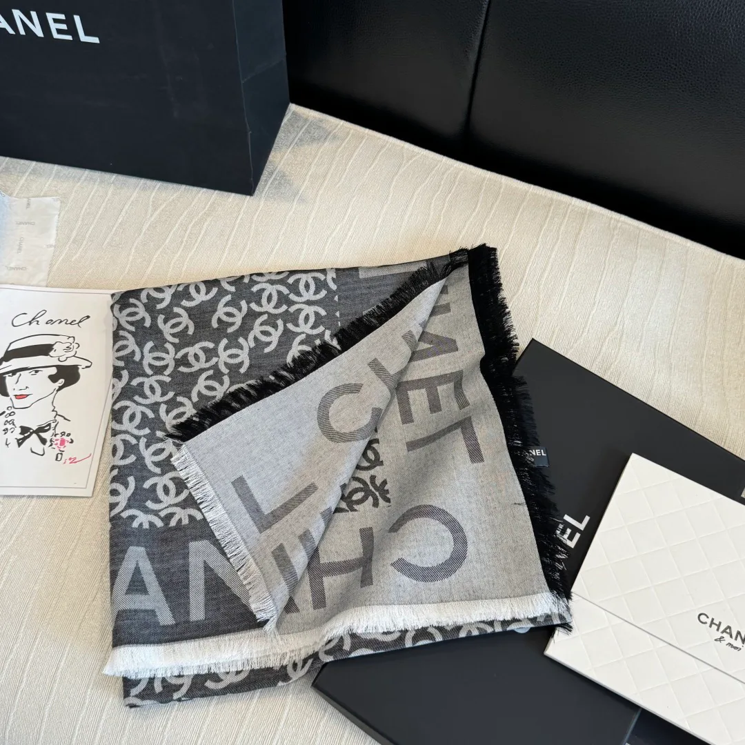 Шарфы Chanel 18449894