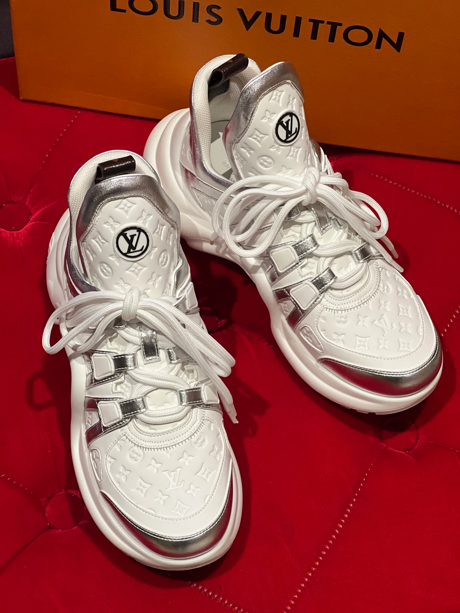 Кроссовки Женские Louis Vuitton 371433