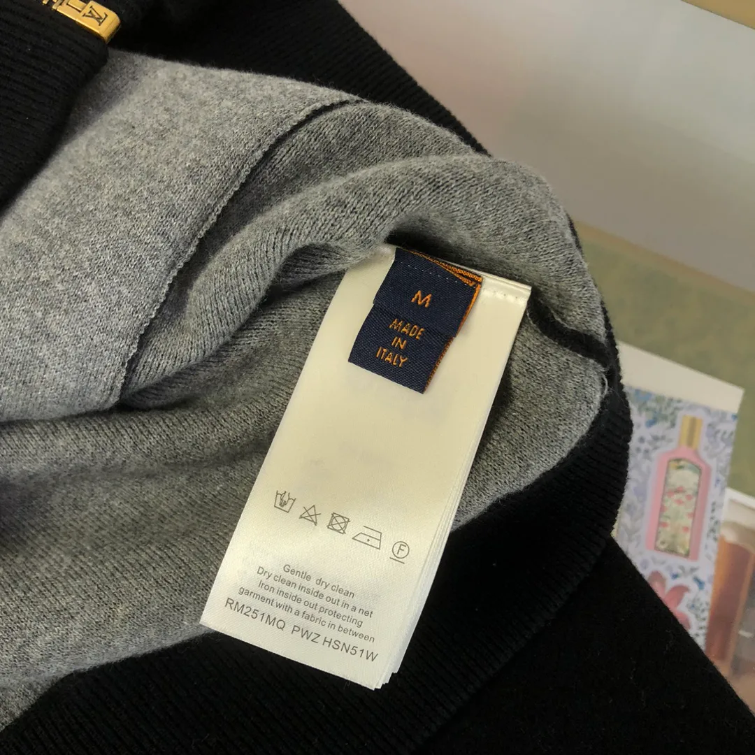 Куртки И Пуховики Женские Louis Vuitton 1482162