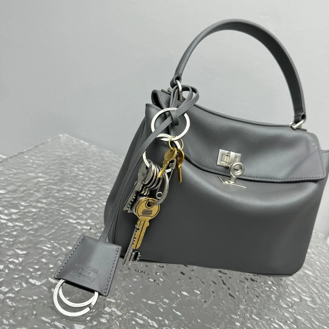 Классические Сумки Женские Balenciaga 11524774