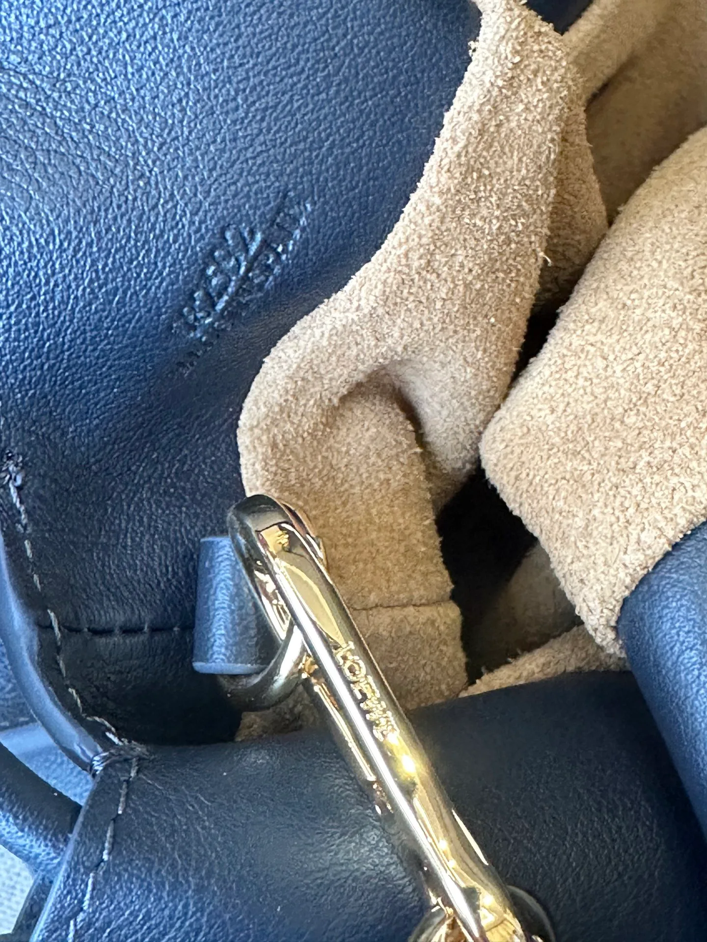 Клатчи Женские Loewe 11699877