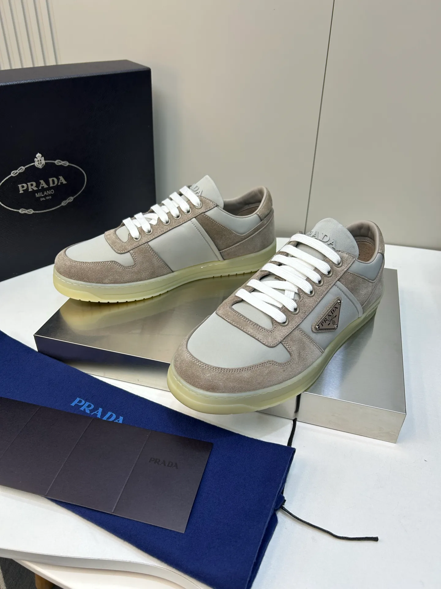 Кроссовки Мужские Prada 18267435