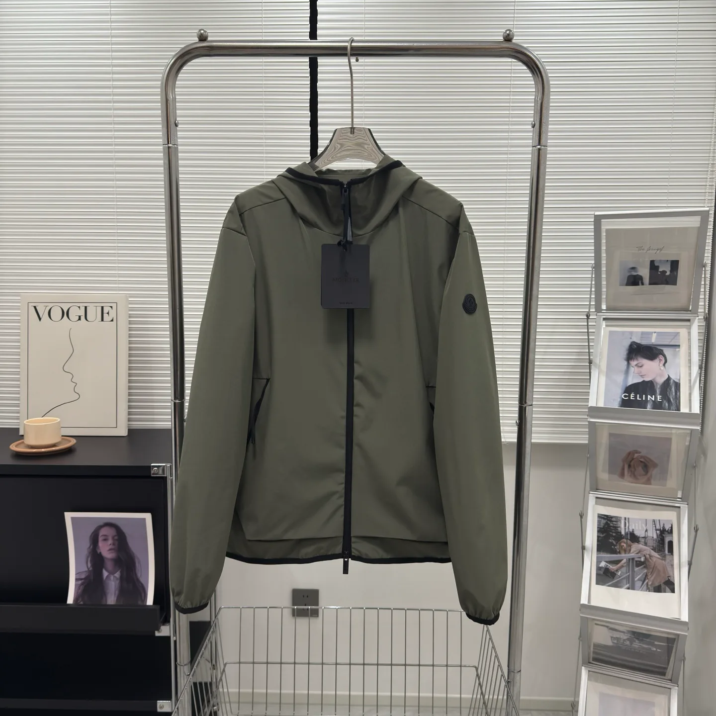 Куртки И Пуховики Мужские Moncler 11479476