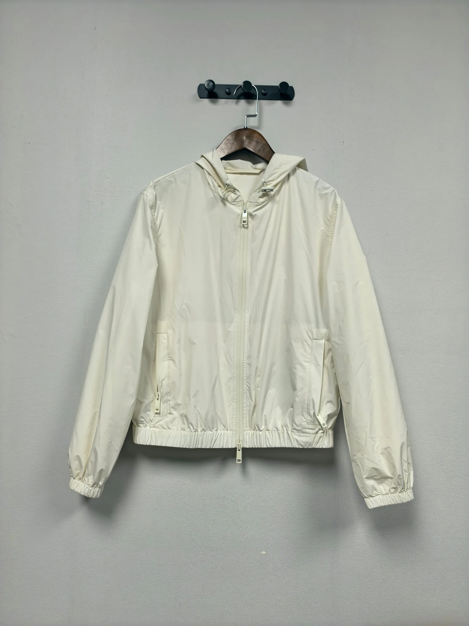 Куртки И Пуховики Женские Burberry 18151036
