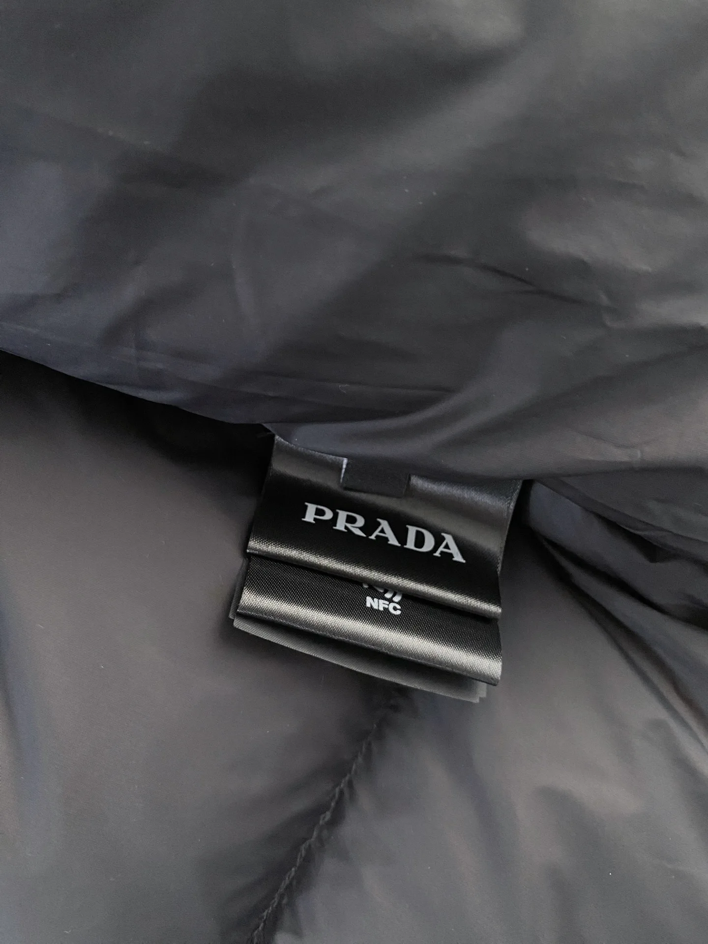 Куртки И Пуховики Мужские Prada 17930653
