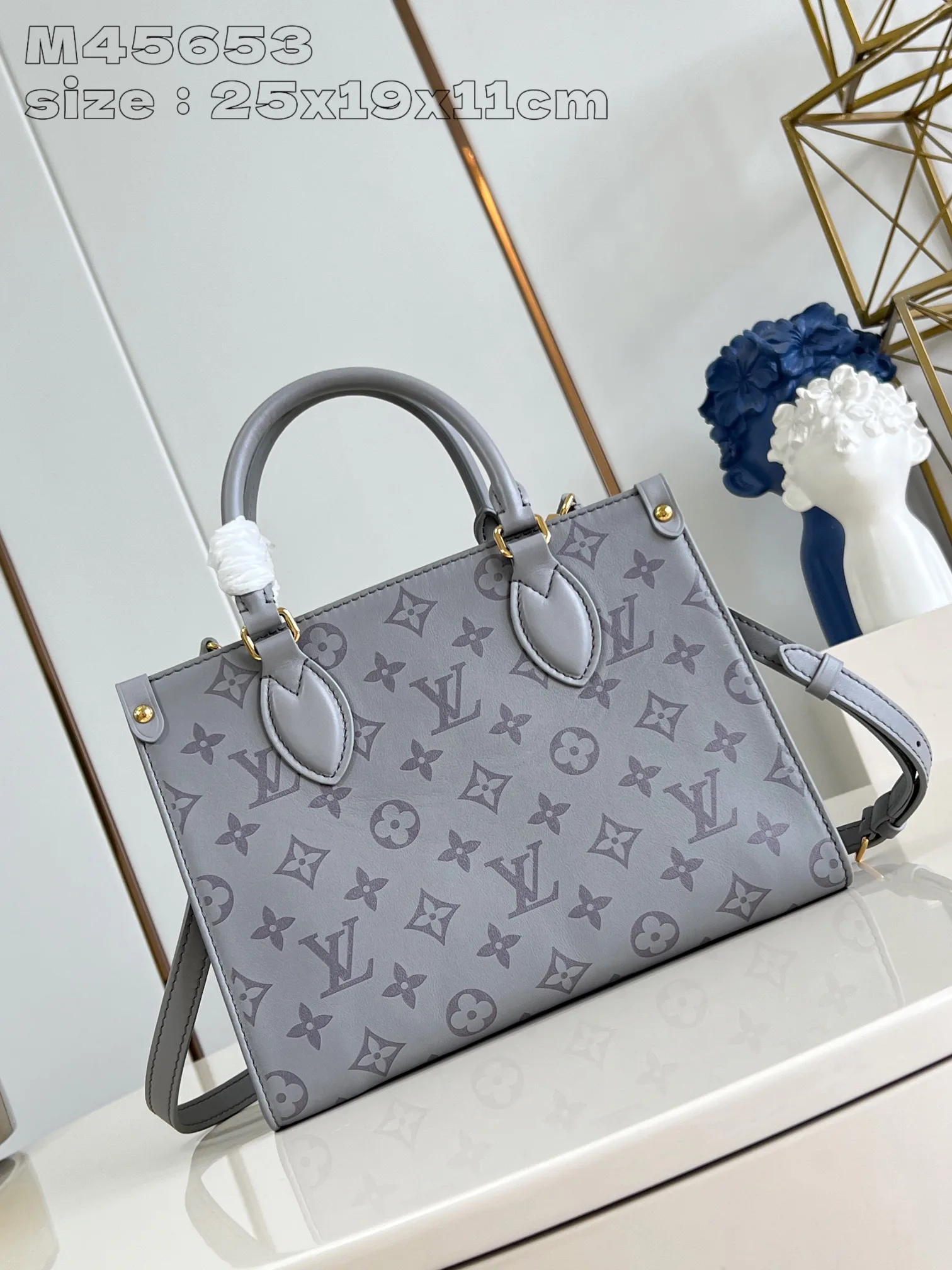 Классические Сумки Женские Louis Vuitton 18227602