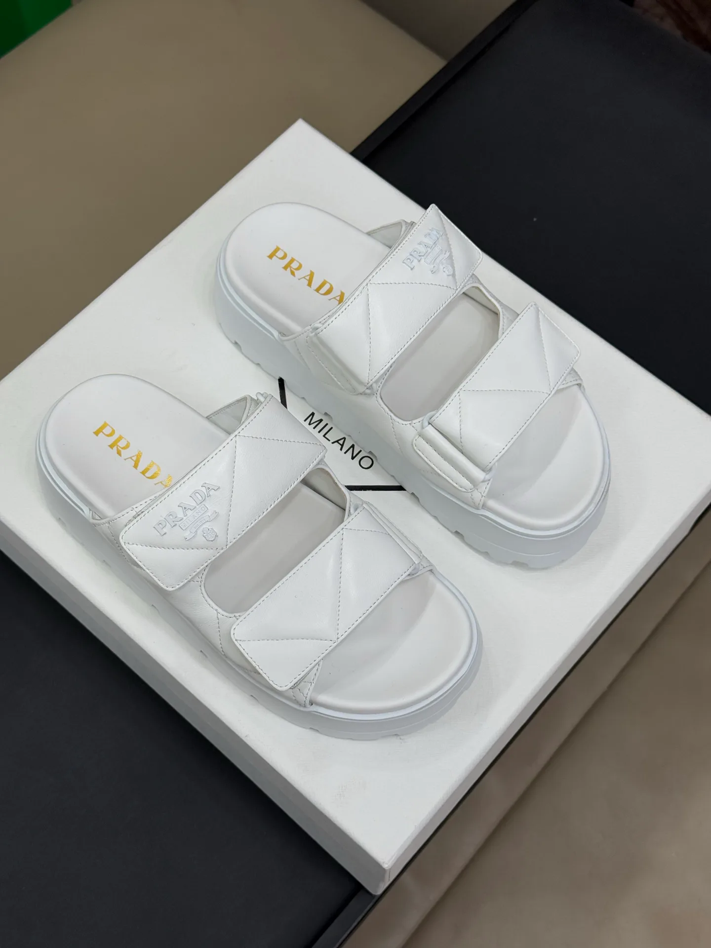 Шлепанцы Женские Prada 12083