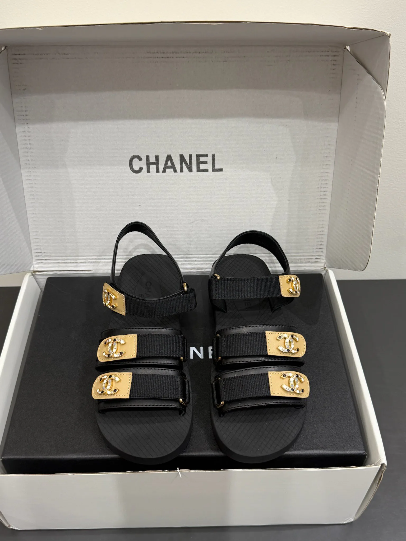 Босоножки Женские Chanel 18268846