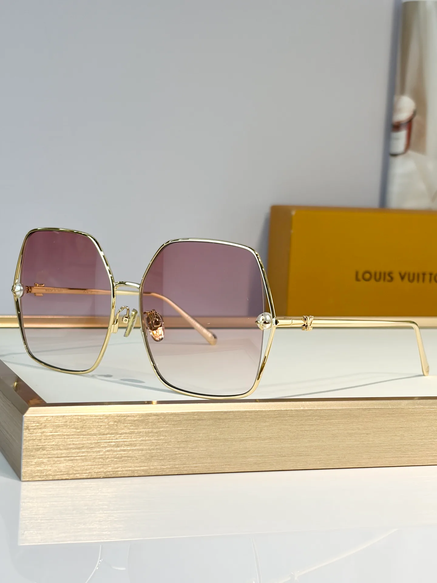 Очки Louis Vuitton 13541164