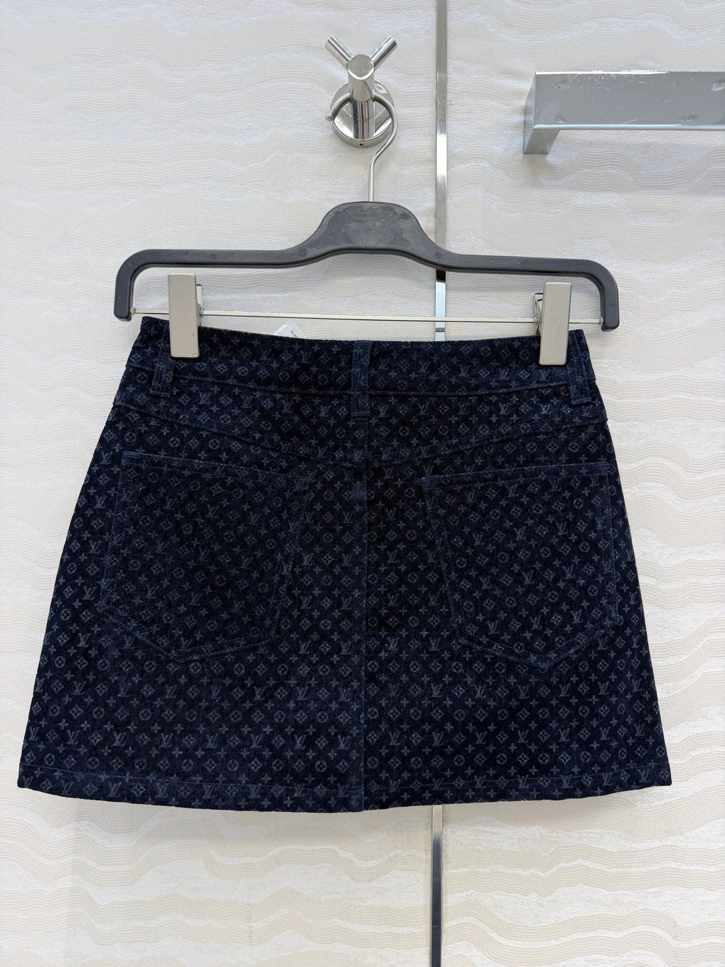 Юбки Женские Louis Vuitton 18711573