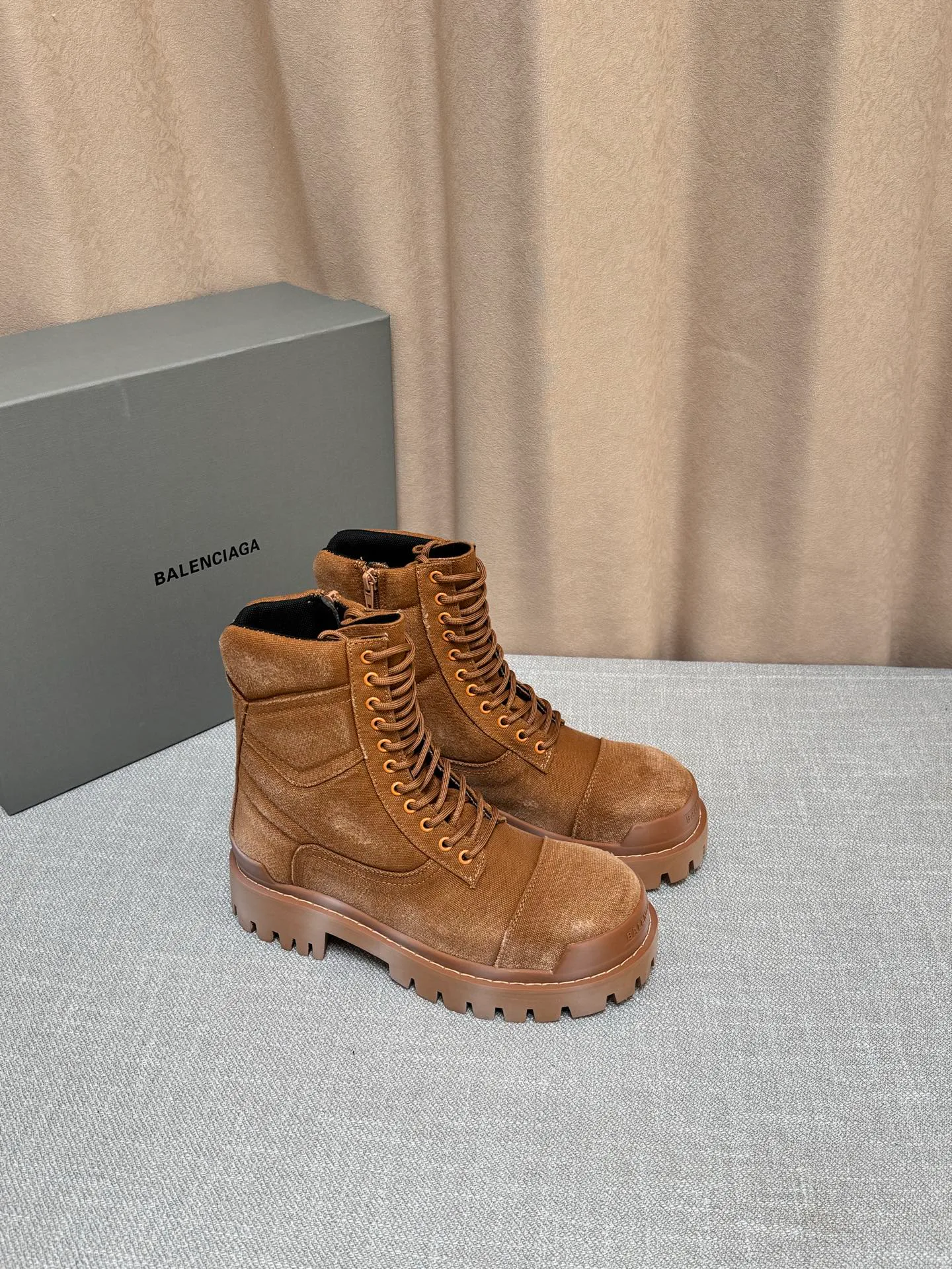 Ботинки Мужские Balenciaga 13942893
