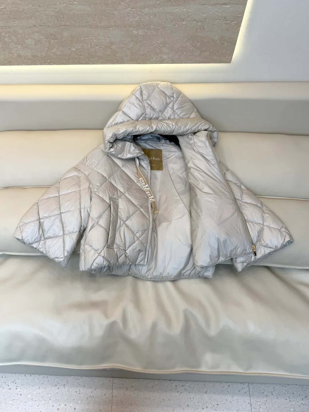 Куртки И Пуховики Женские Max Mara 17917337
