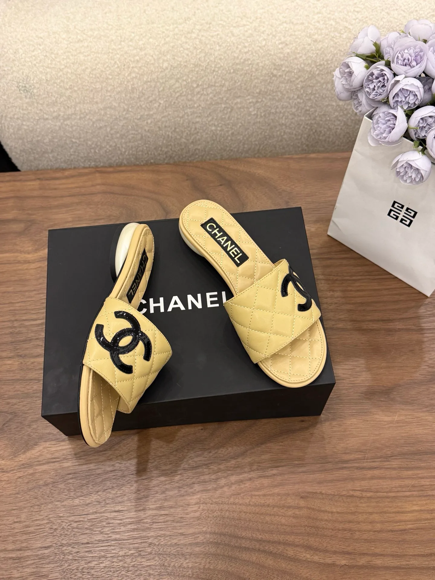 Сандалии Женские Chanel 11559130