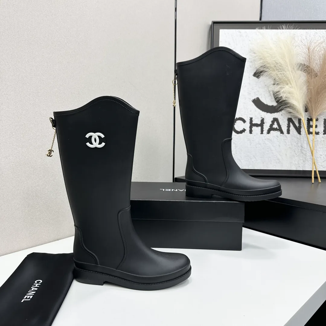 Сапоги Женские Chanel 18832633