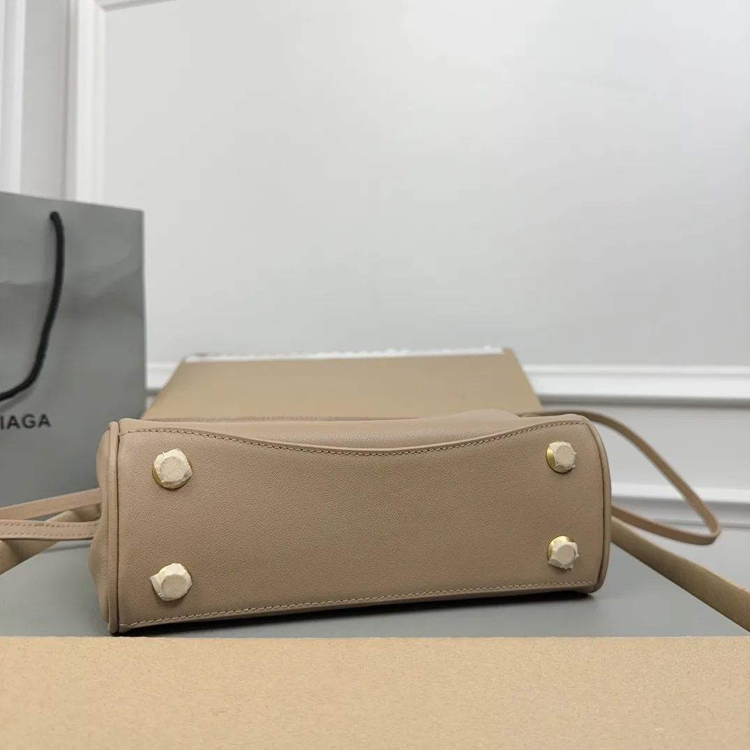 Классические Сумки Женские Balenciaga 11872232