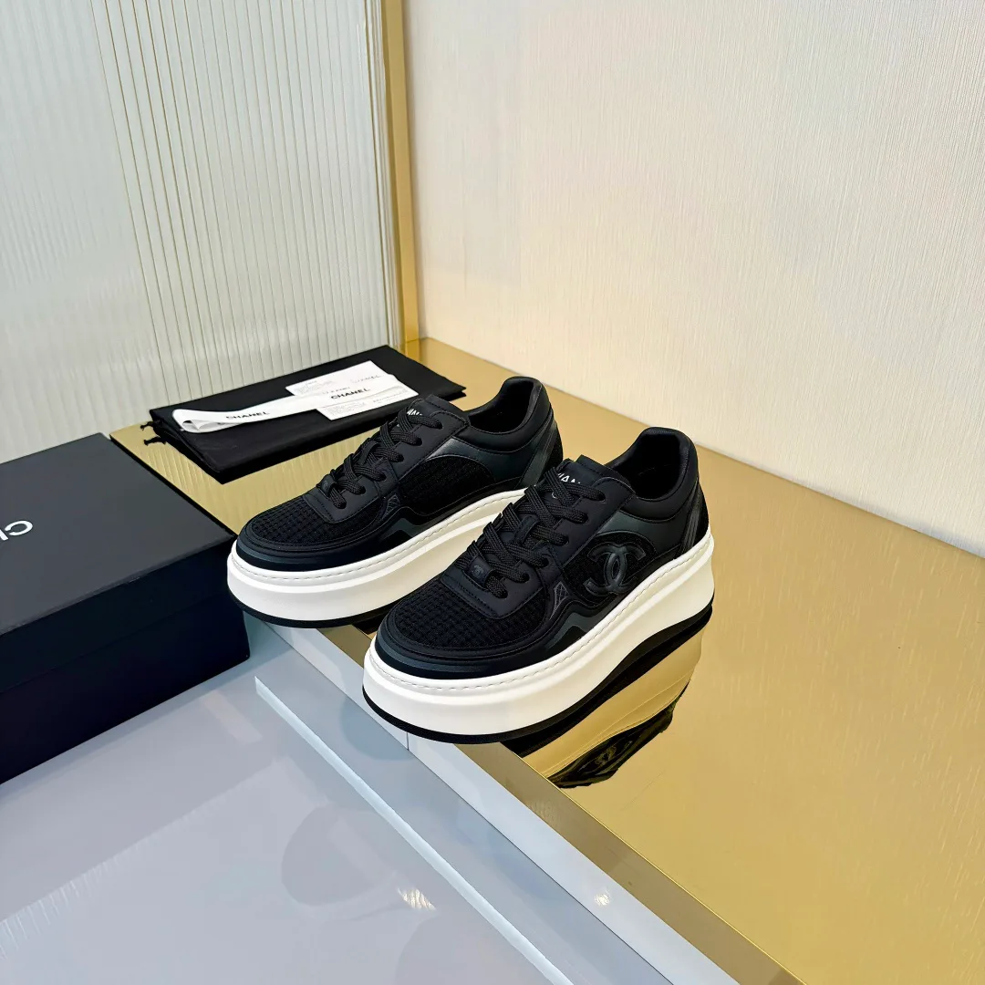 Кроссовки Женские Chanel 1789200