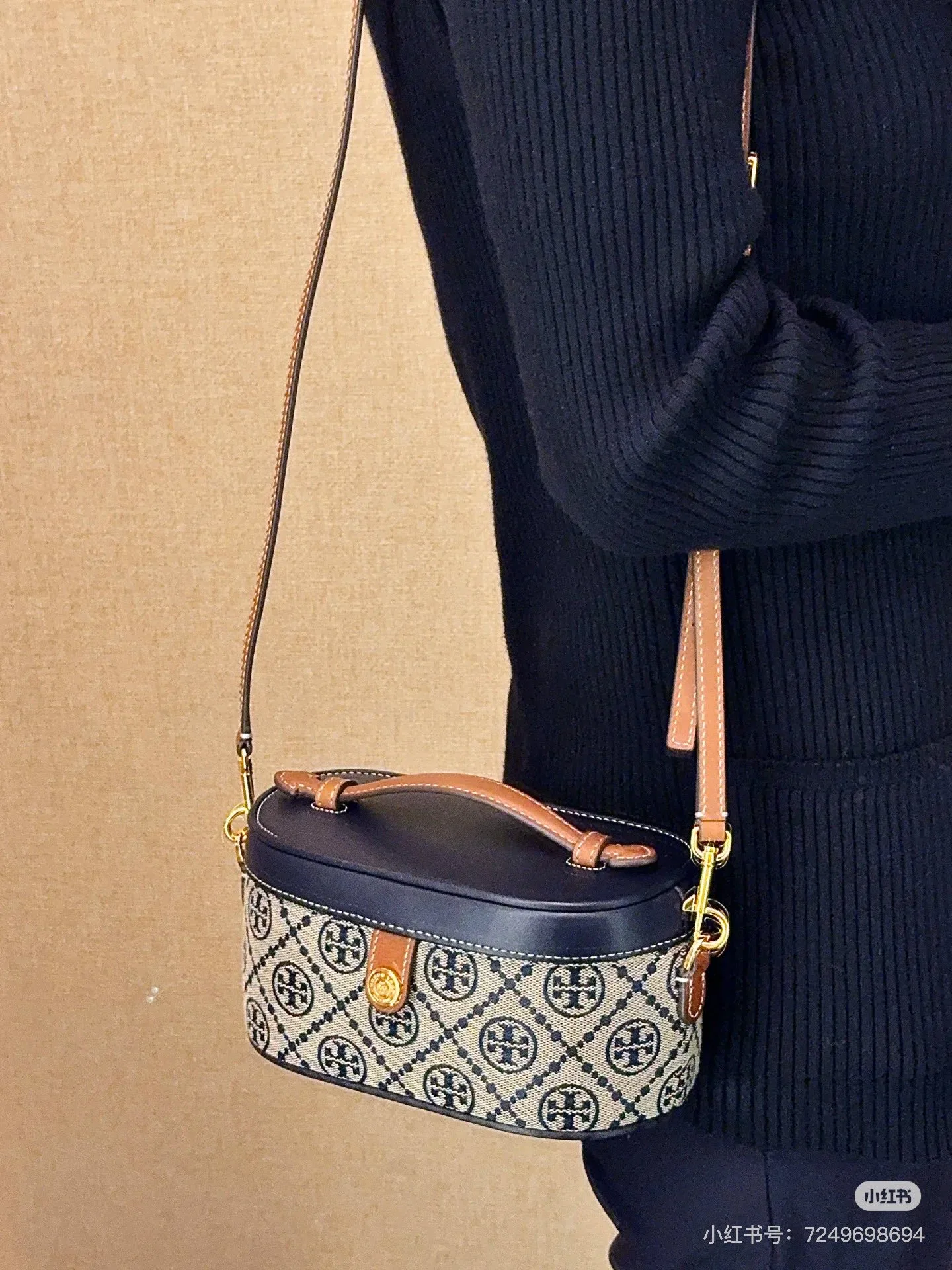 Сумки На Ремне Женские Tory Burch 24476