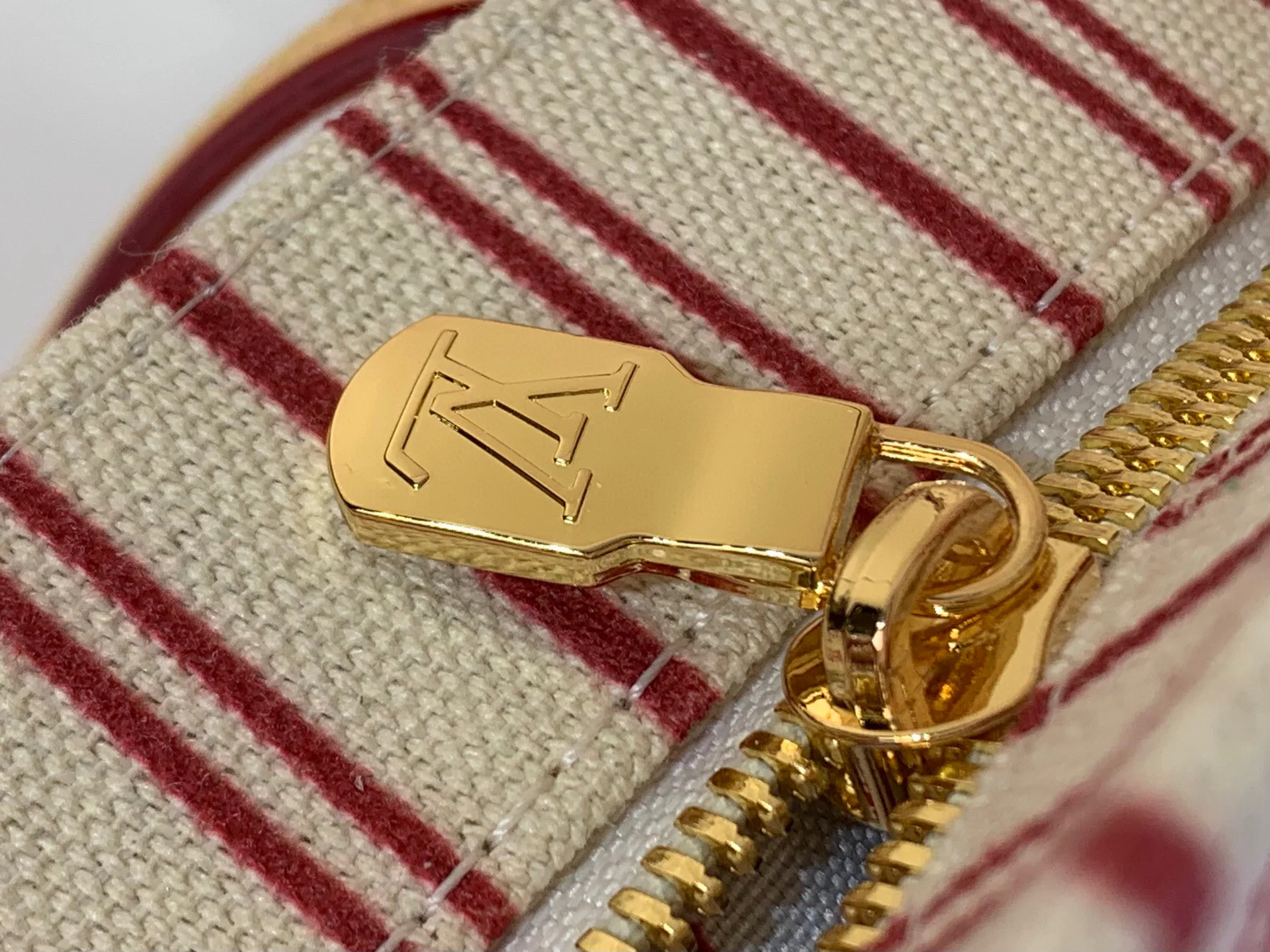 Сумки На Ремне Женские Louis Vuitton 256453