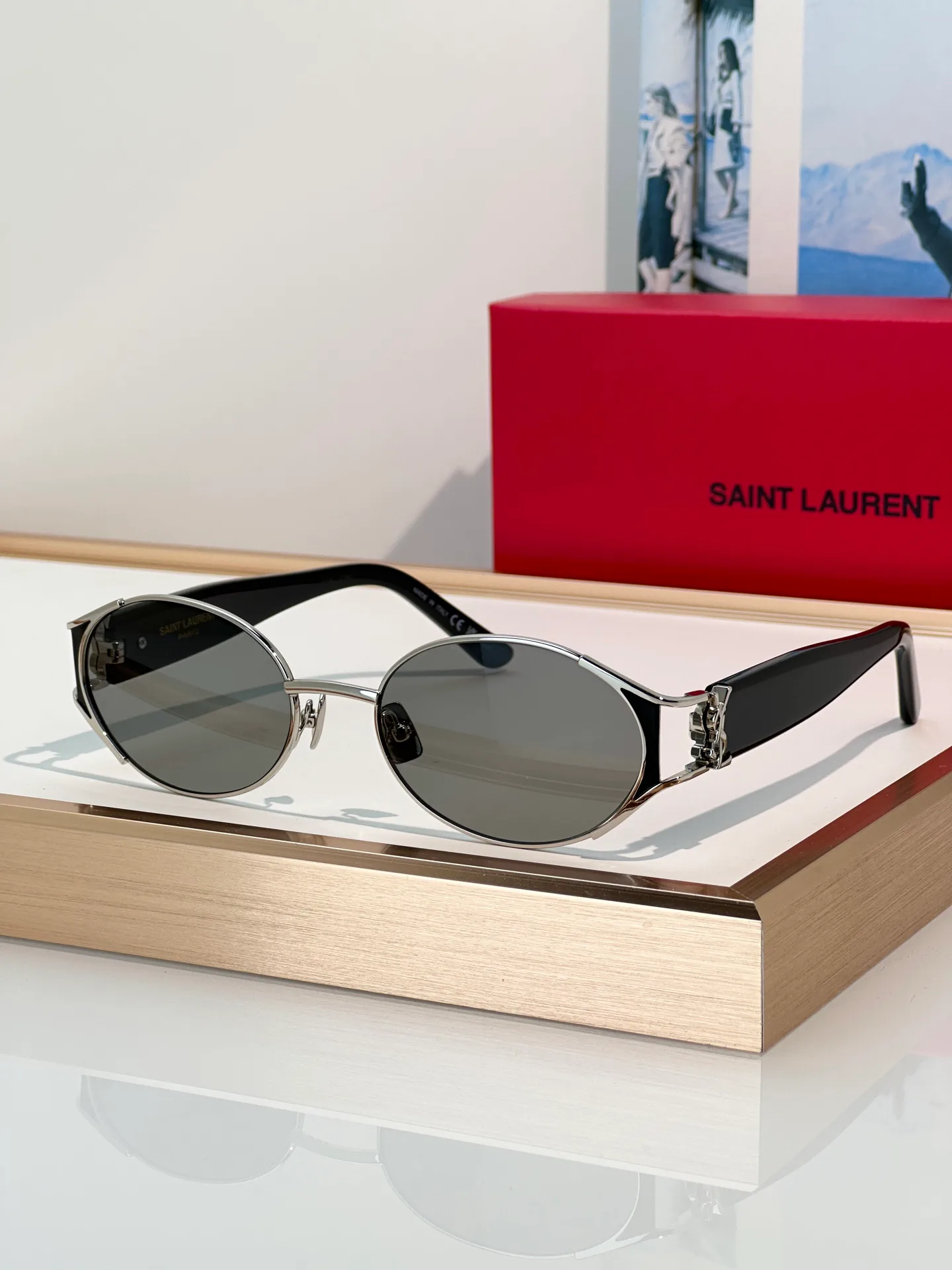Очки Saint Laurent 18470236