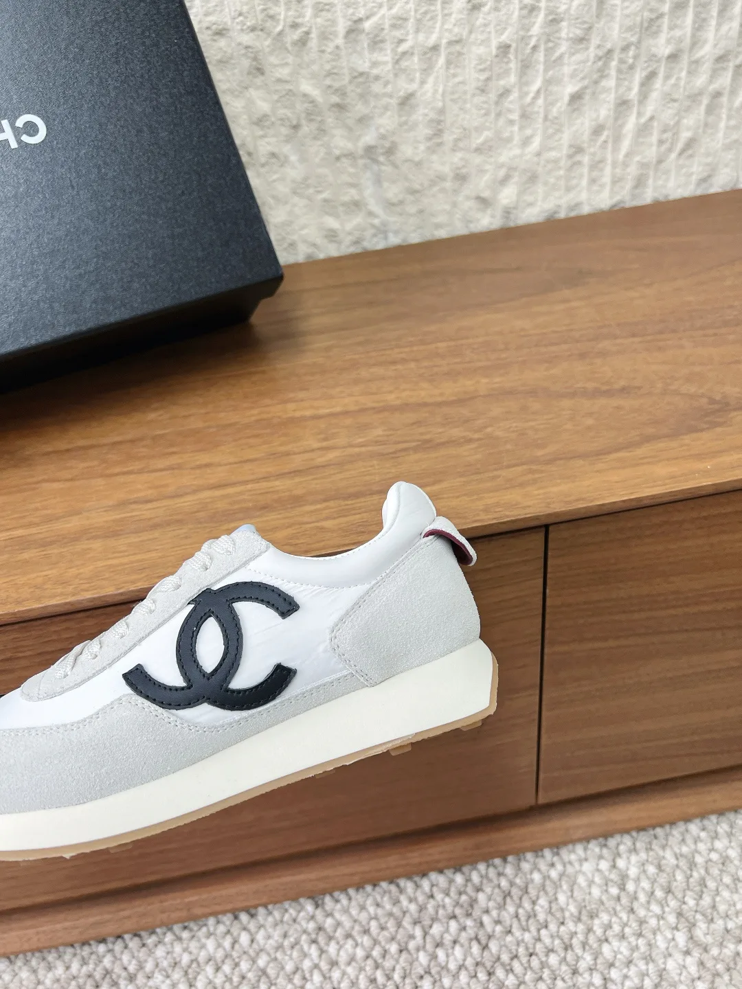 Кроссовки Женские Chanel 11405134