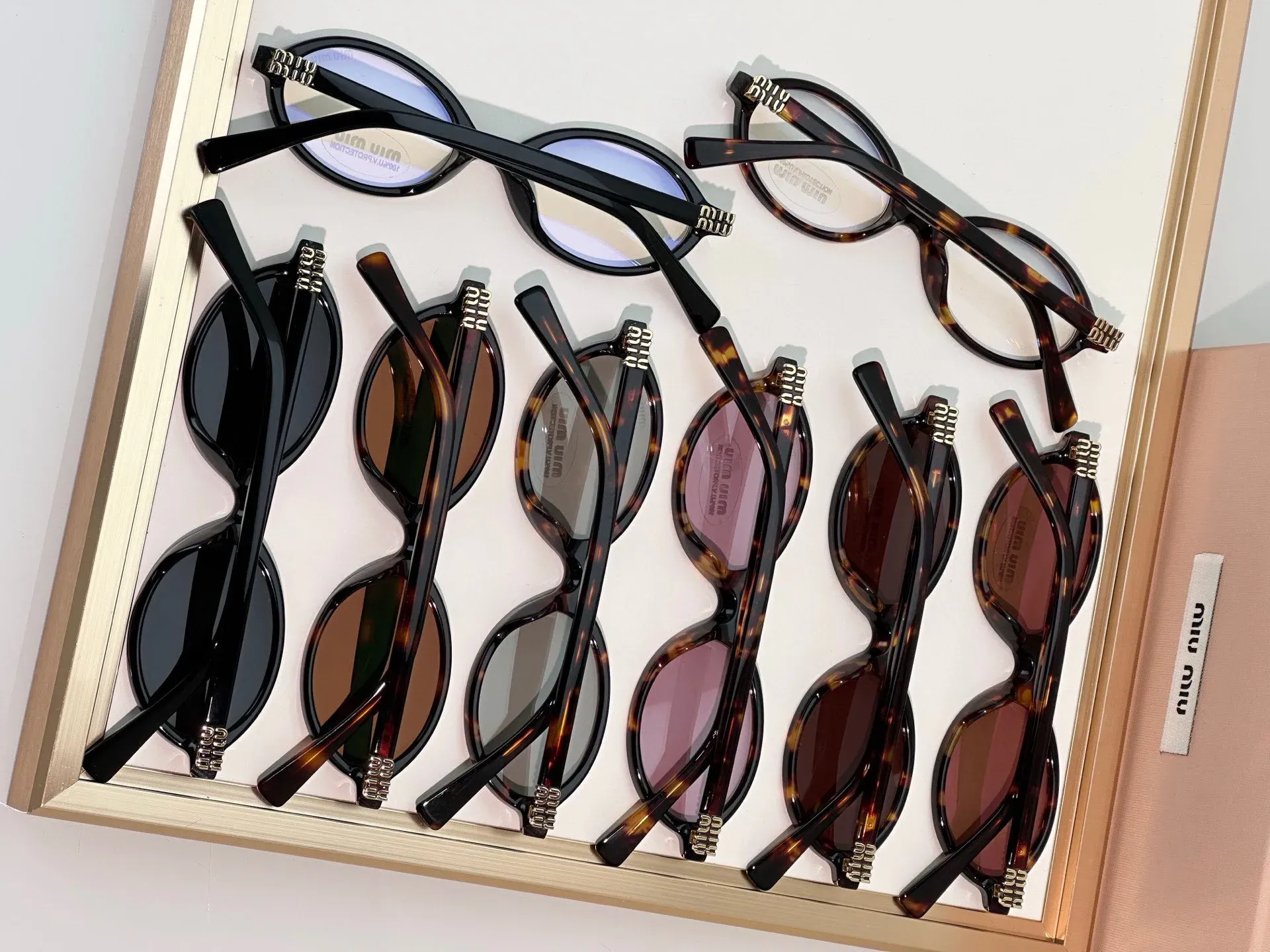 Очки Miu Miu 3034009