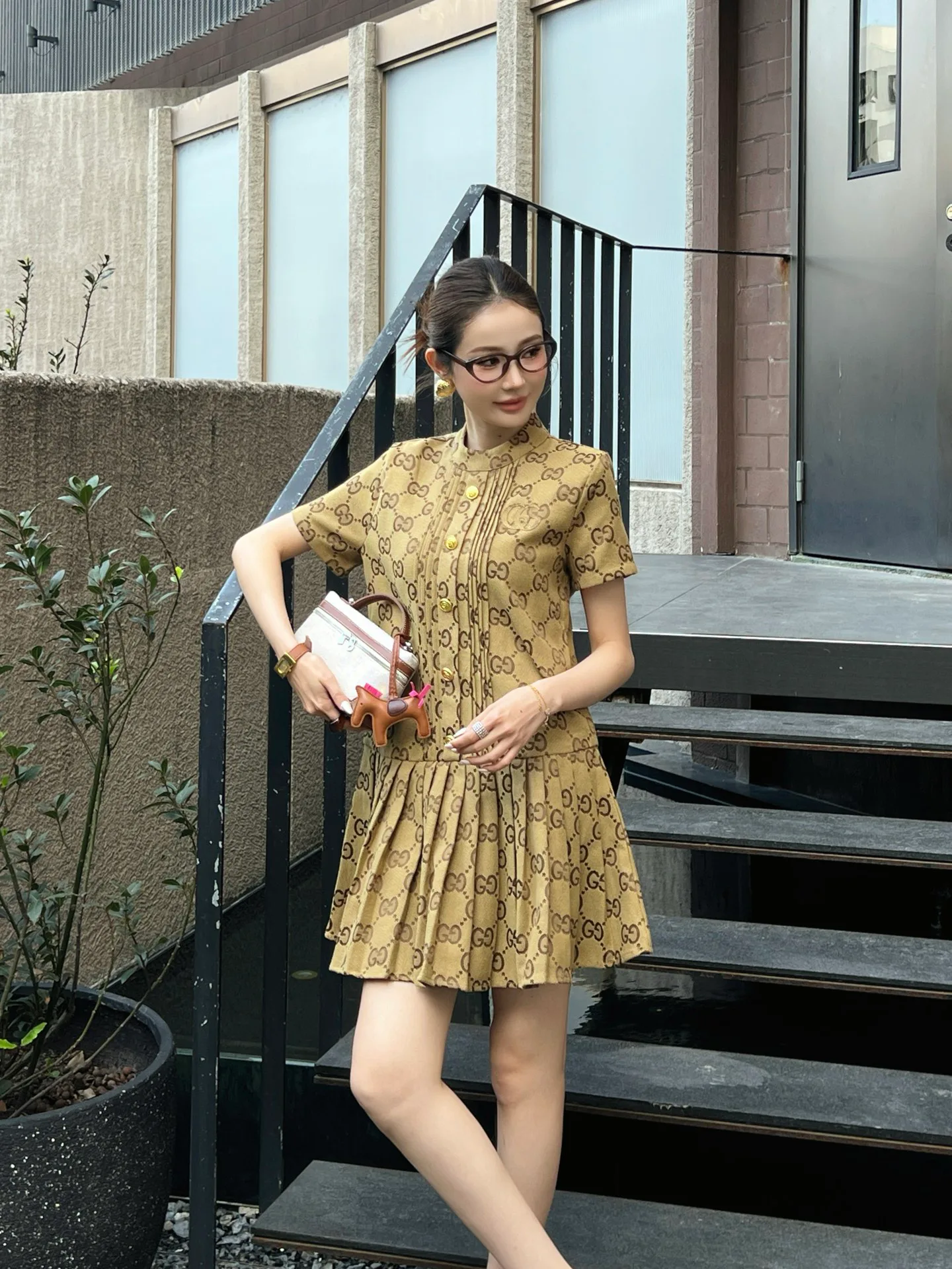 Платья Женские Gucci 11510063