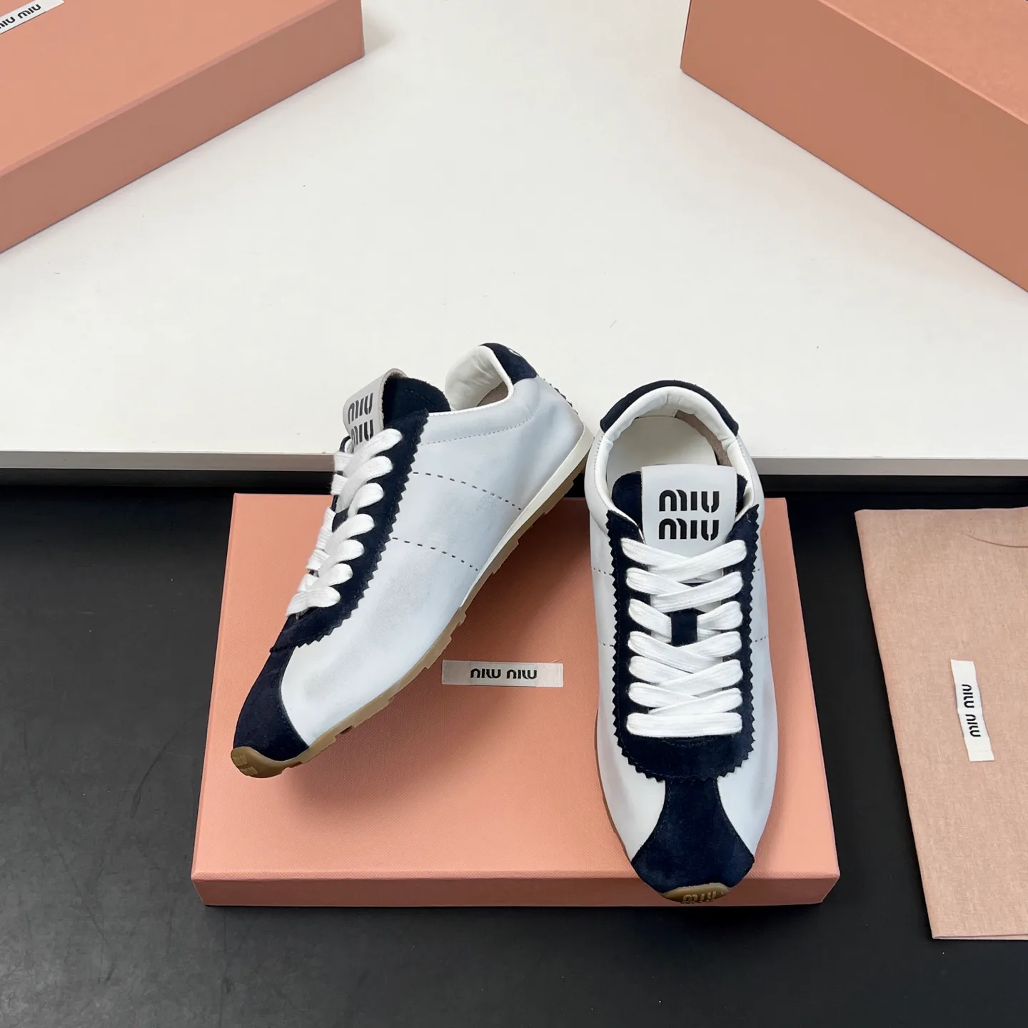 Кроссовки Женские Miu Miu 14282