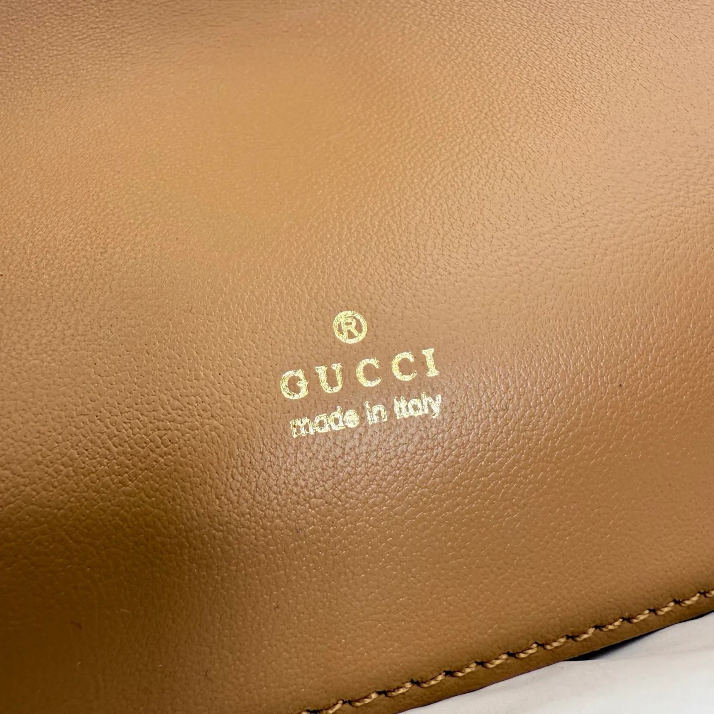 Классические Сумки Женские Gucci 18210743