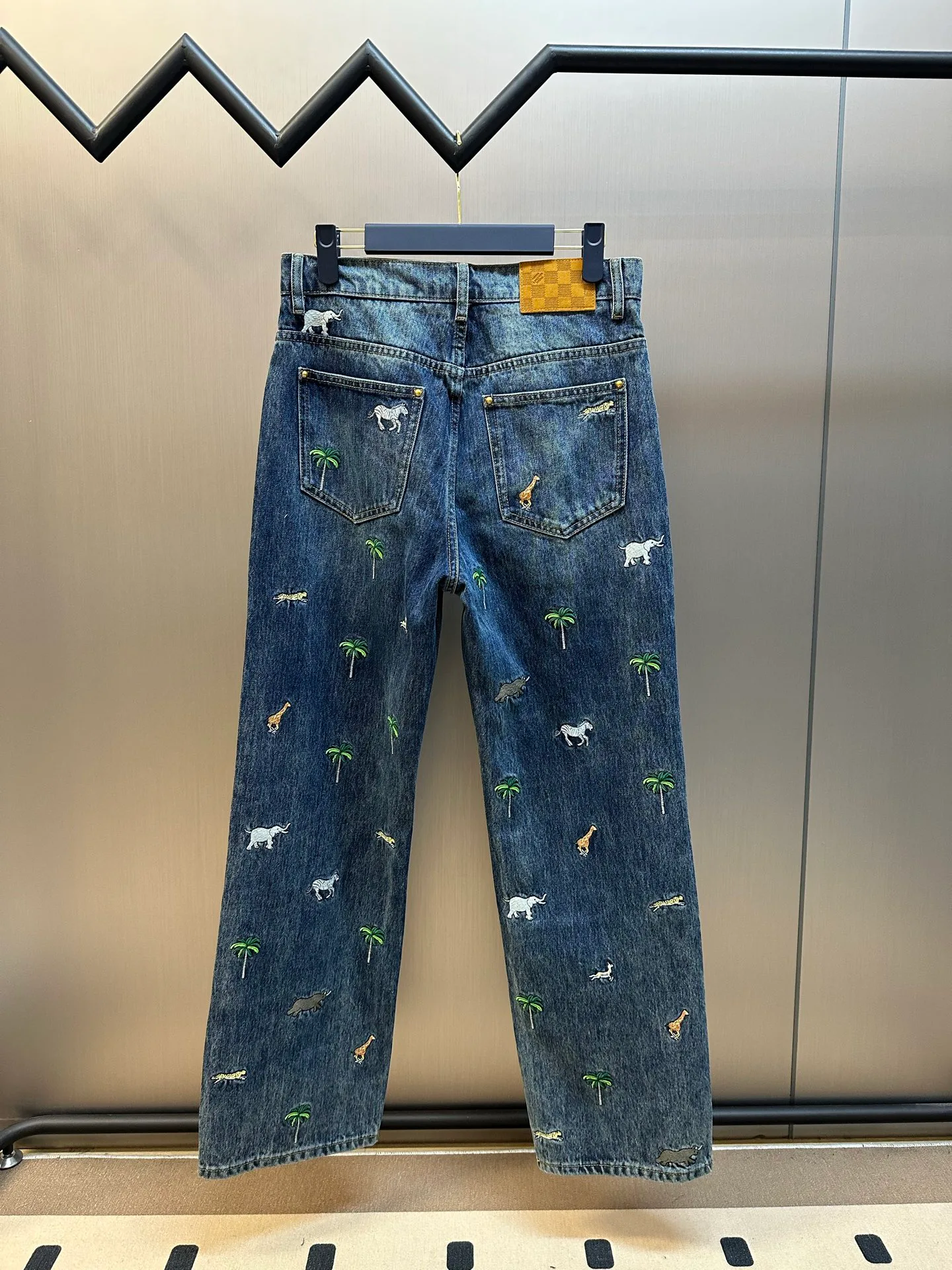 Брюки Мужские Louis Vuitton 13225780