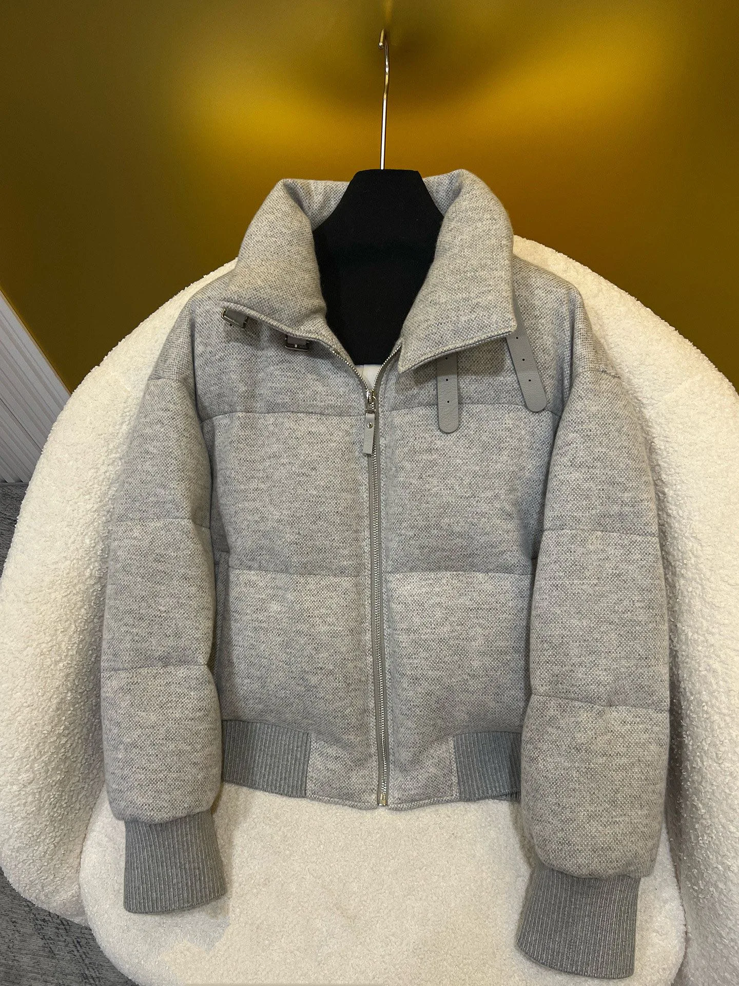 Куртки И Пуховики Женские Loro Piana 19338805