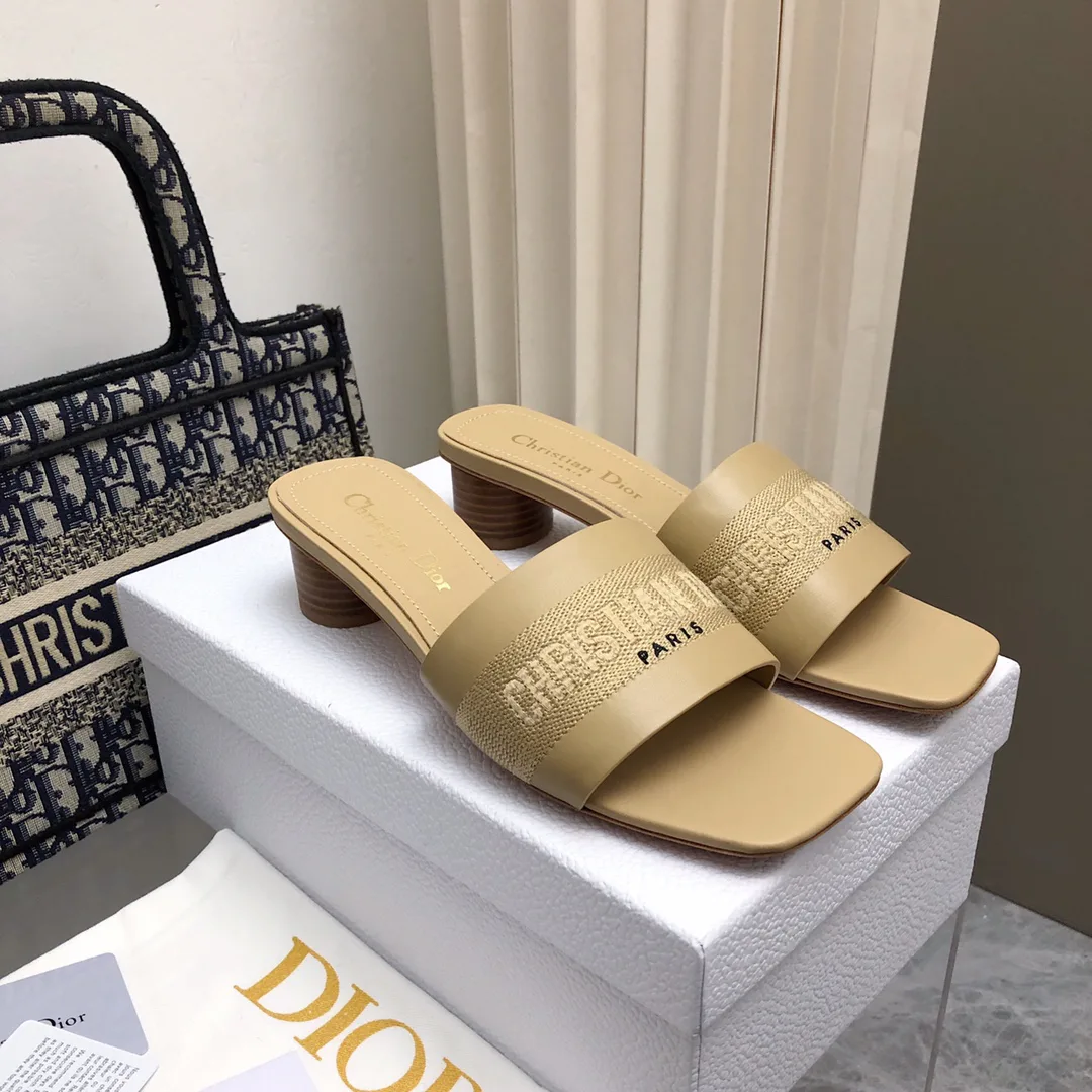 Босоножки Женские Christian Dior 18633976