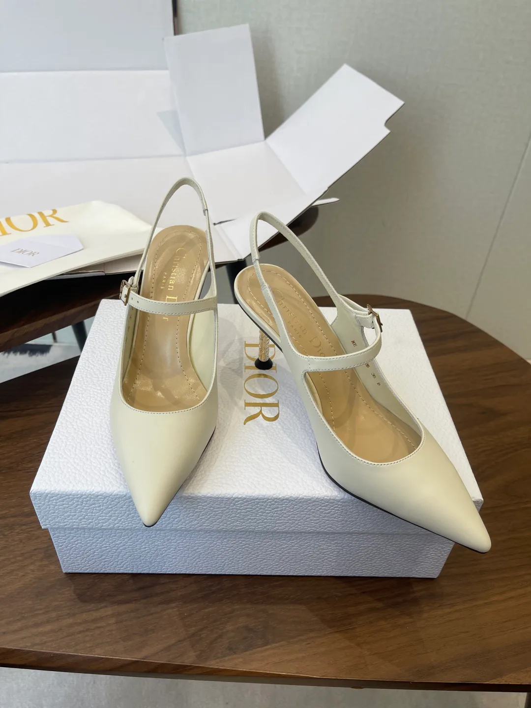 Босоножки Женские Christian Dior 13166311