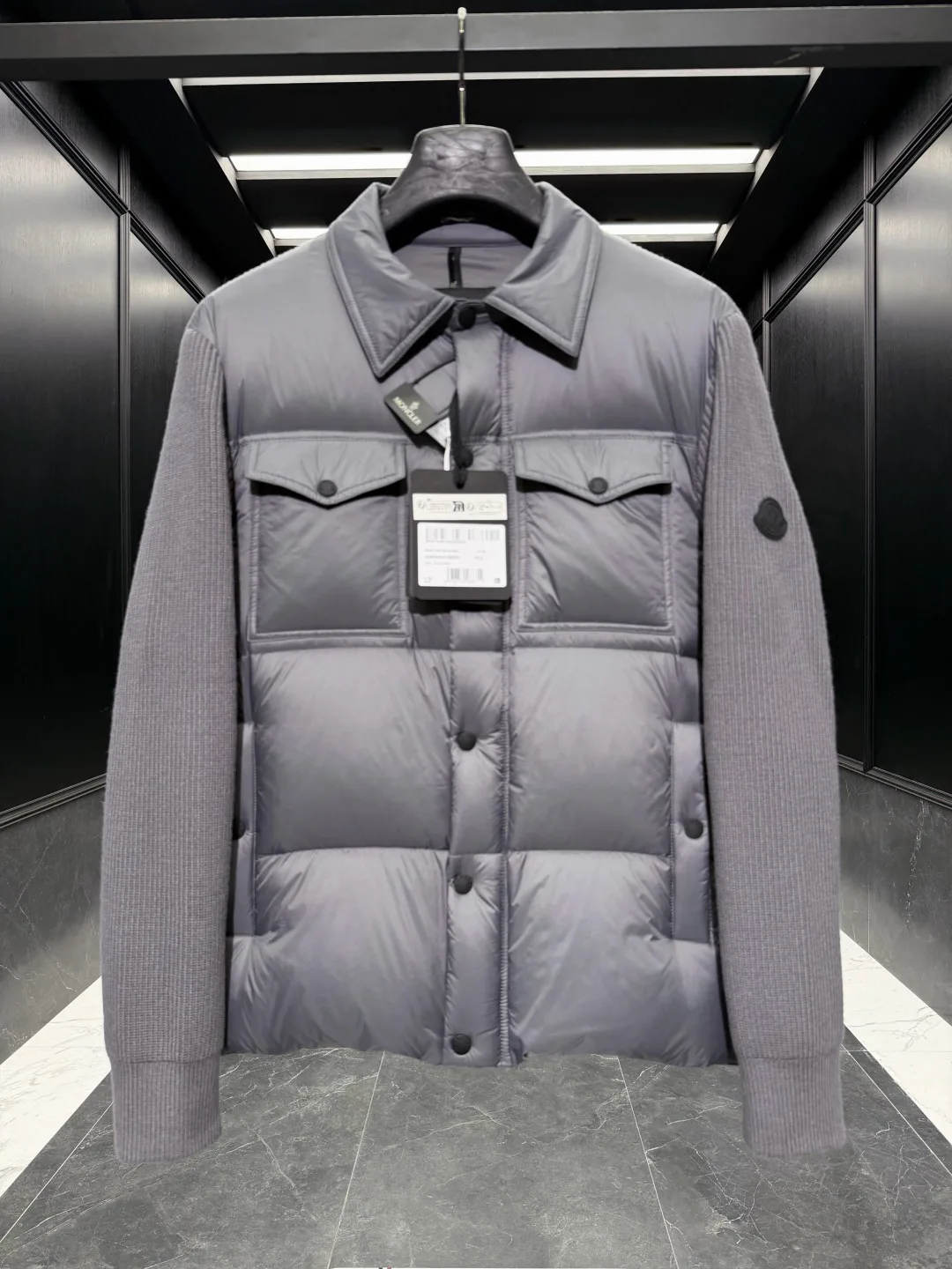 Куртки И Пуховики Мужские Moncler 18188340