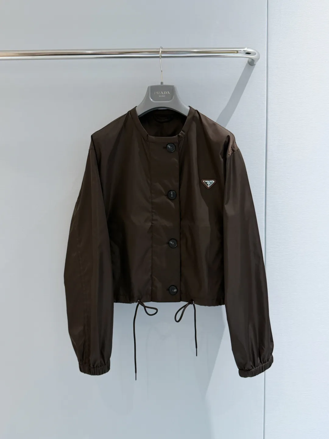 Куртки И Пуховики Женские Prada 18487904