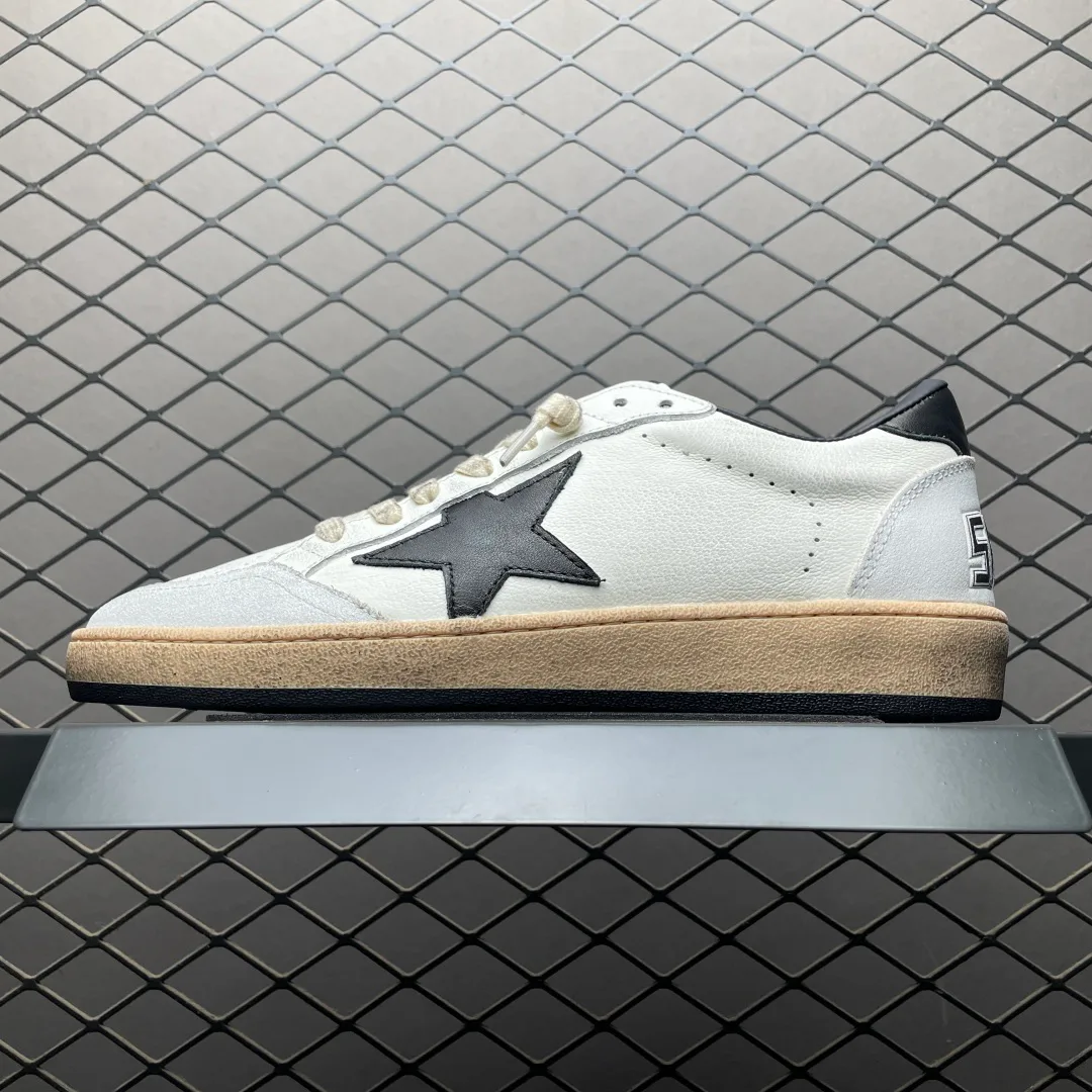 Кроссовки Женские Golden Goose 16983450