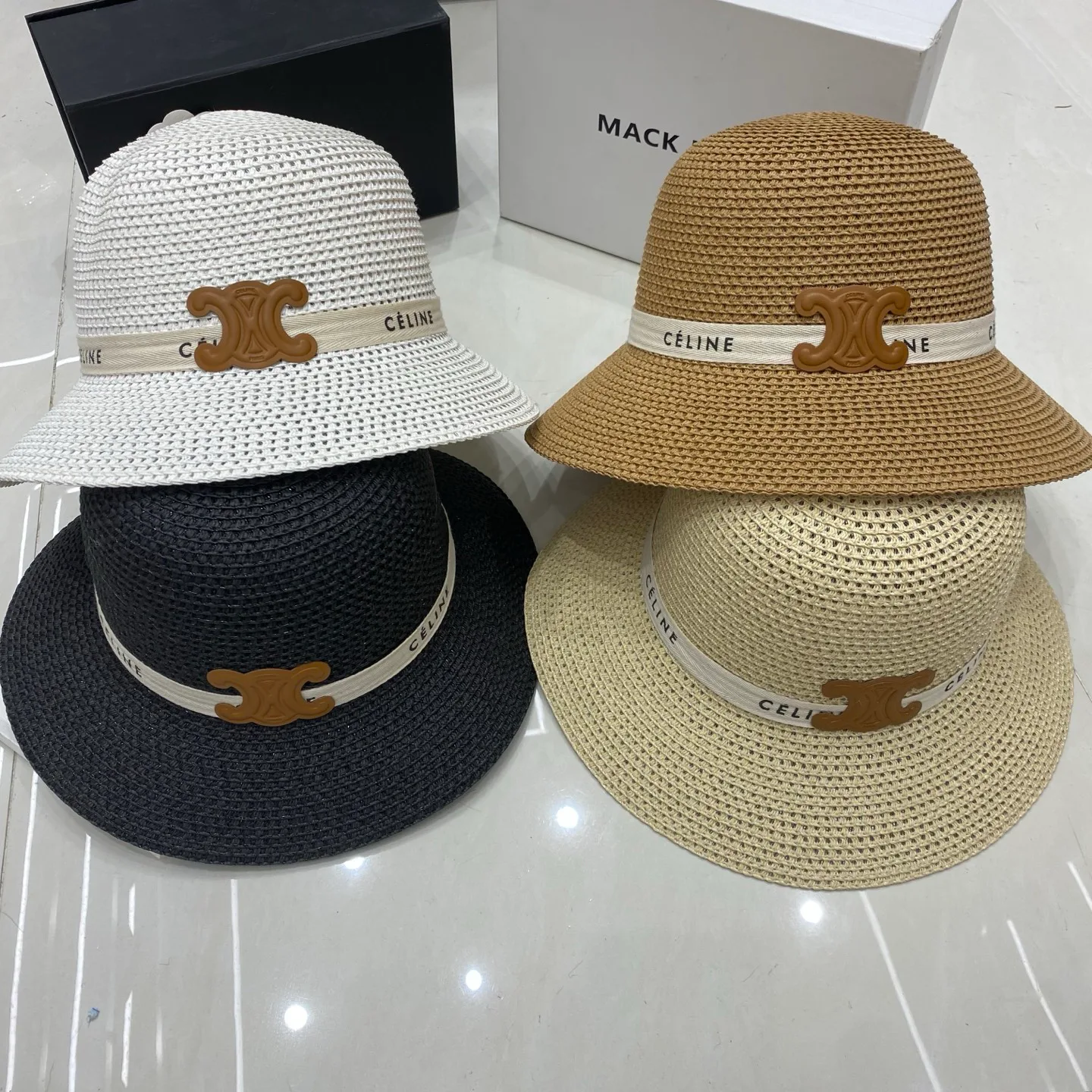 Головные Уборы Celine 17498292