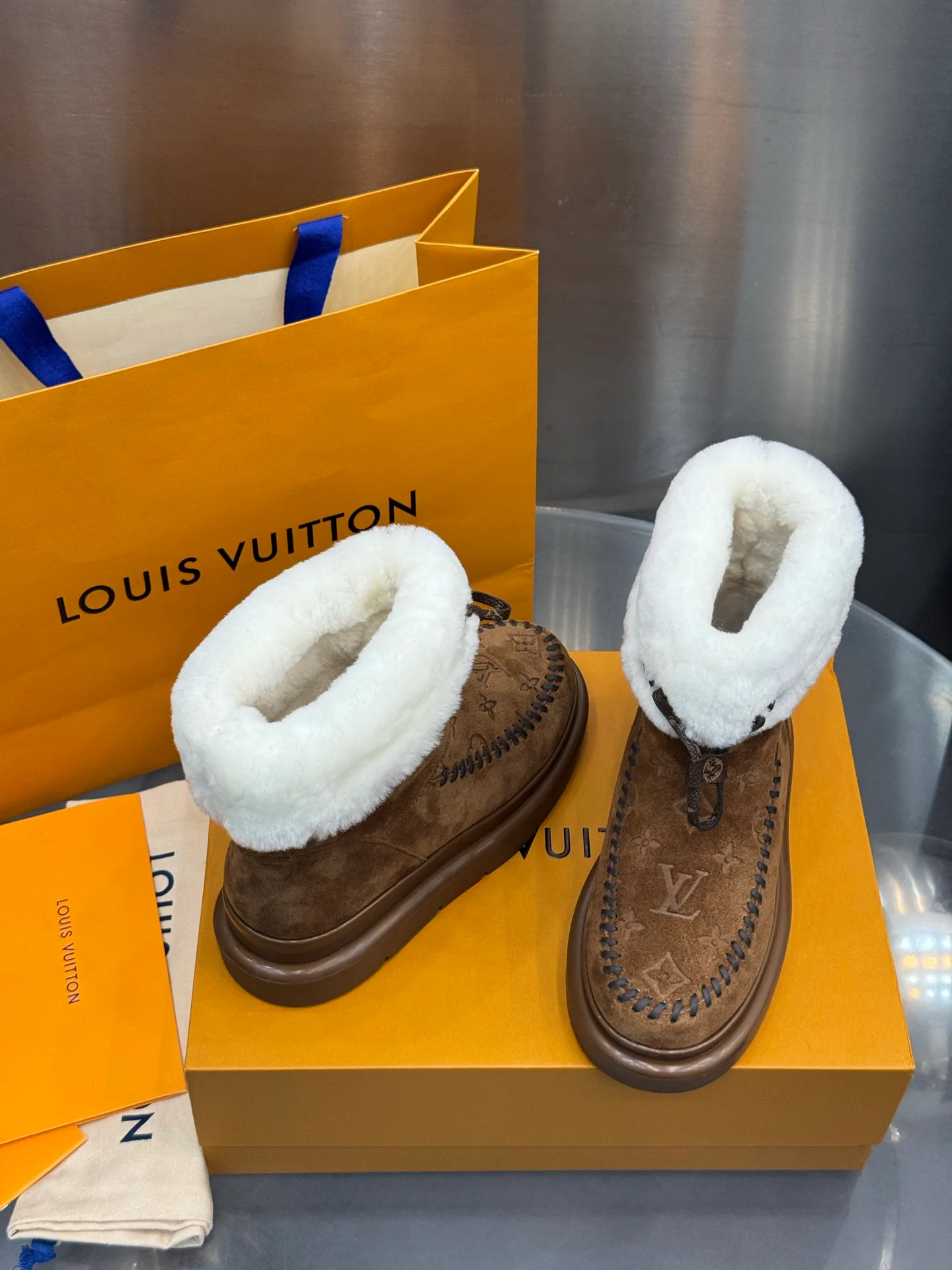 Угги Женские Louis Vuitton 18202485